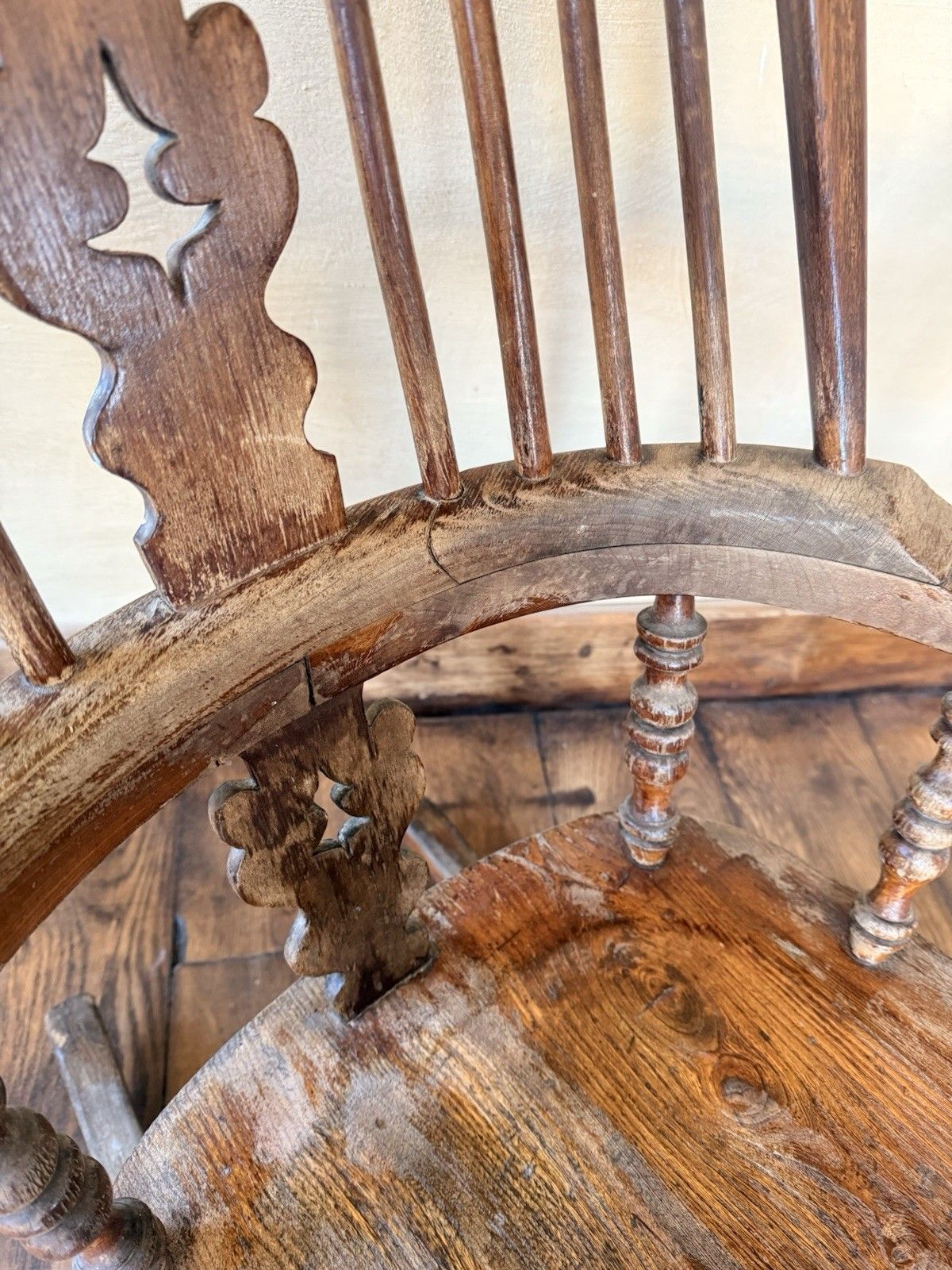 English Original Antique Rustic Farmhouse Rocking Bobbin Armchair Windsor Chair photo buy