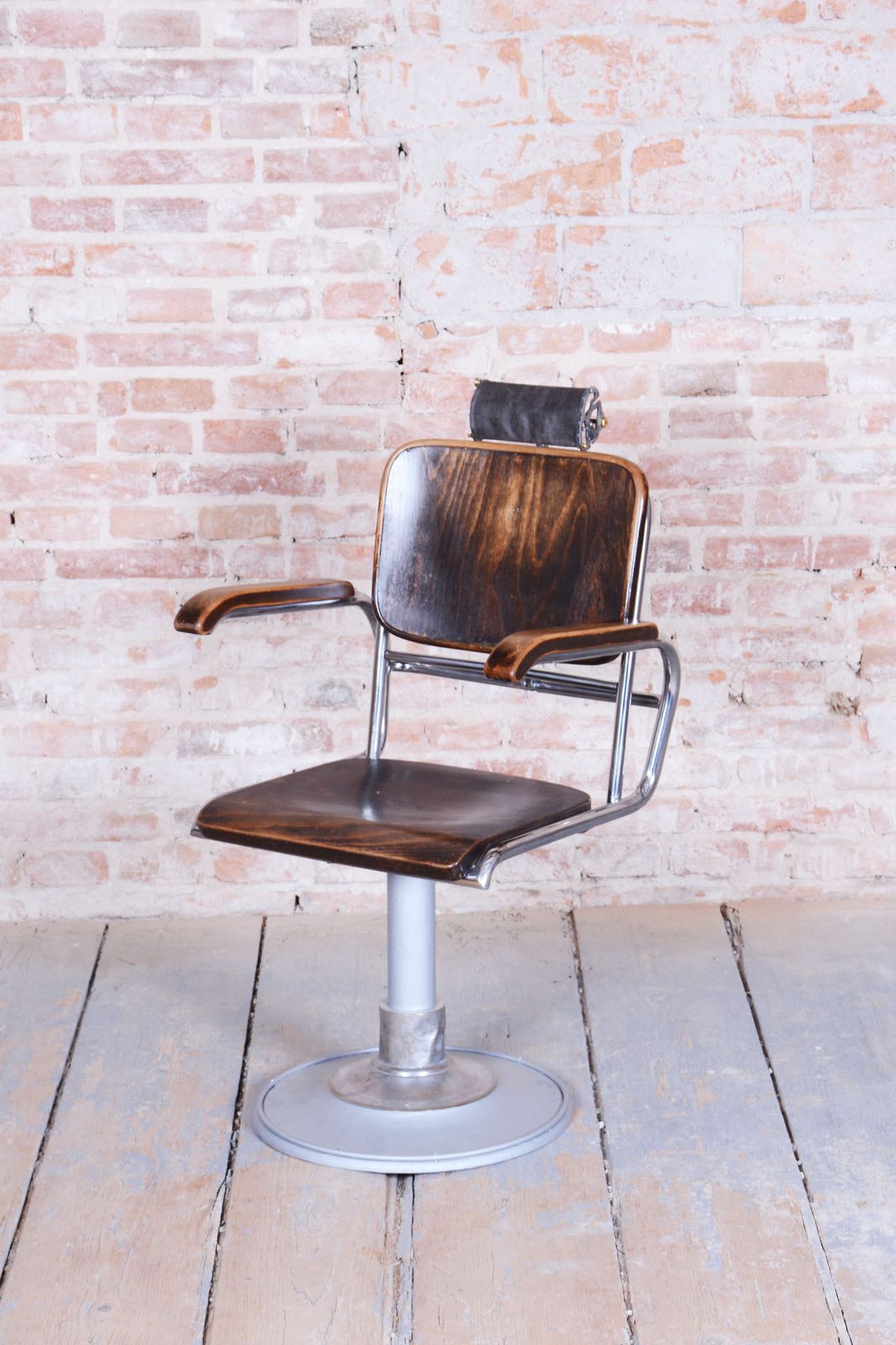 Original Bauhaus Hairdresser Chair, By Mücke   Melder, Beech, Czech, 1930s photo furniture