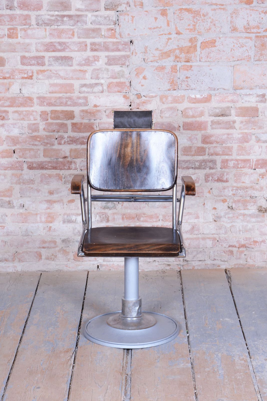 Original Bauhaus Hairdresser Chair, By Mücke   Melder, Beech, Czech, 1930s photo Furniture