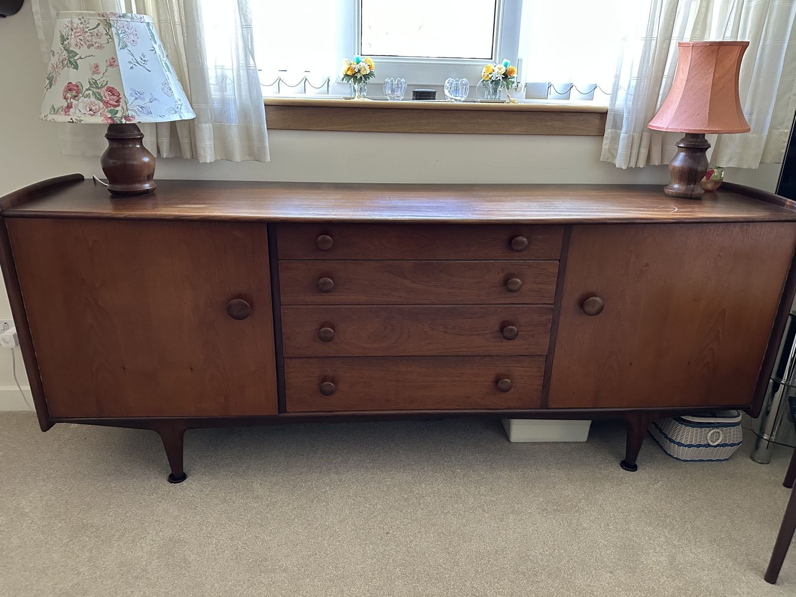 Dininroom Suite Of Furniture From 1970's   Exceptional Condition & Quality   8 Chairs Incl 2 Carvers photo Furniture