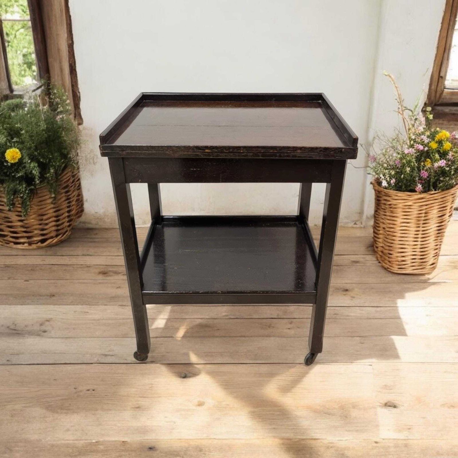 Antique Edwardian Oak Tea Trolley / Two Levels / C1910