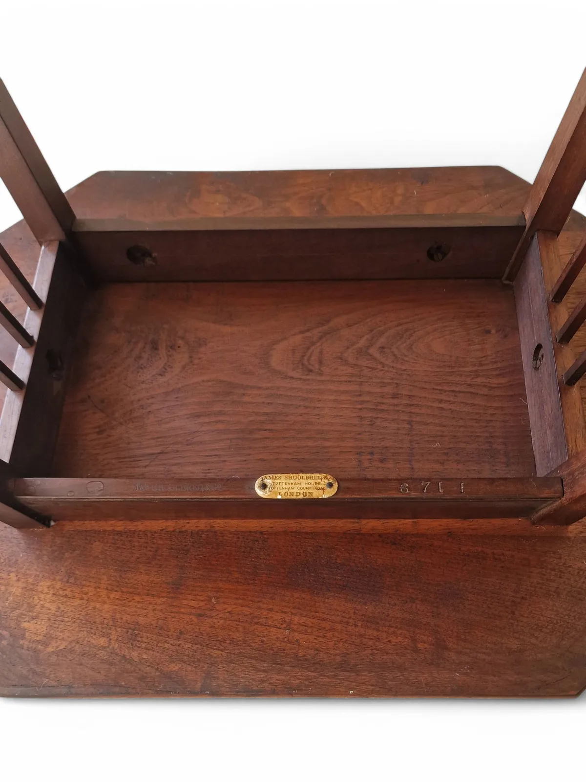 photo vinterior James Shoolbred, London, Anglo Japanese Occasional Table, Circa 1880