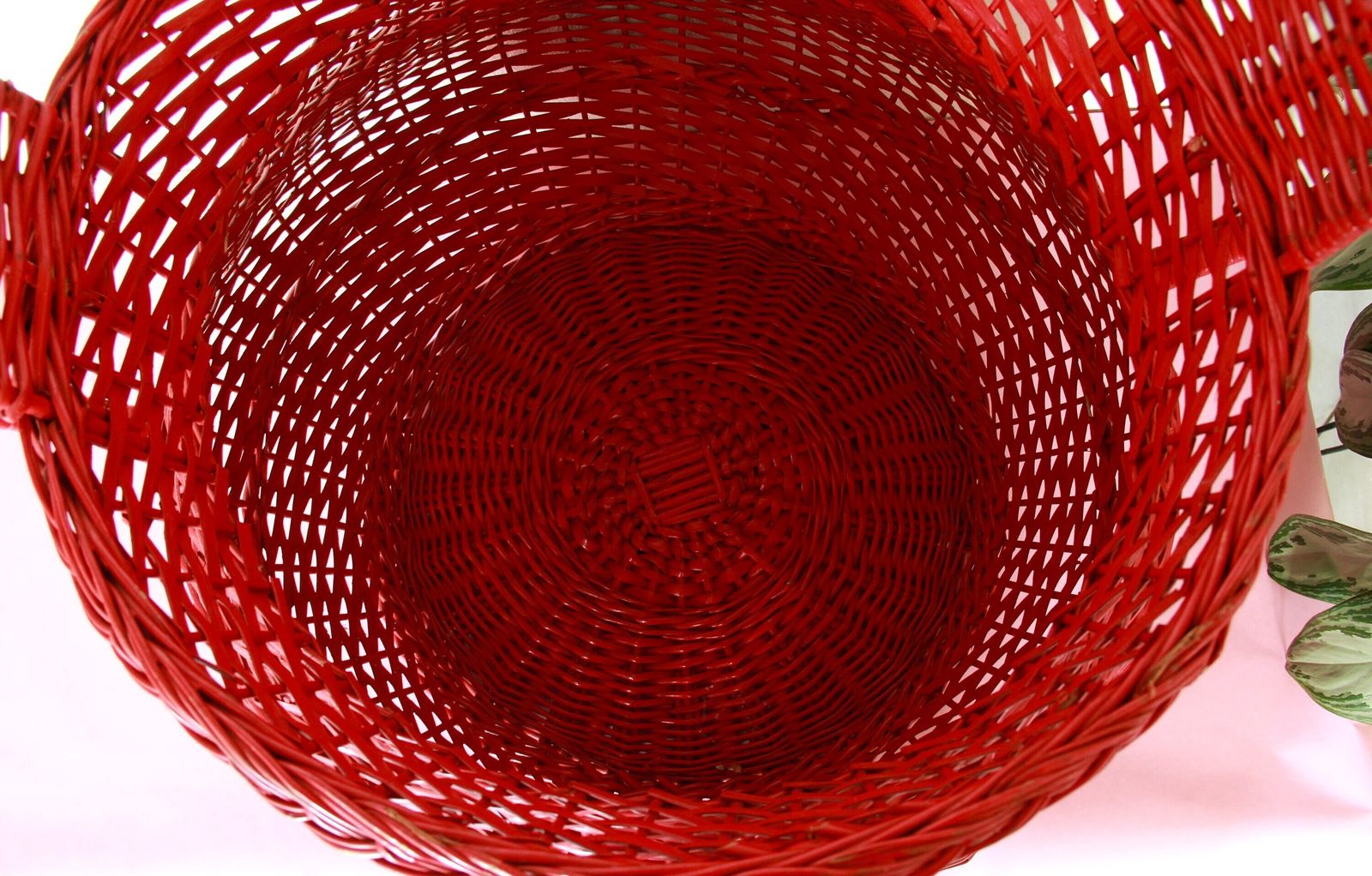 Cestone, Vintage Large Red Rattan And Wicker Basket, Italy, 1960s photo vinterior