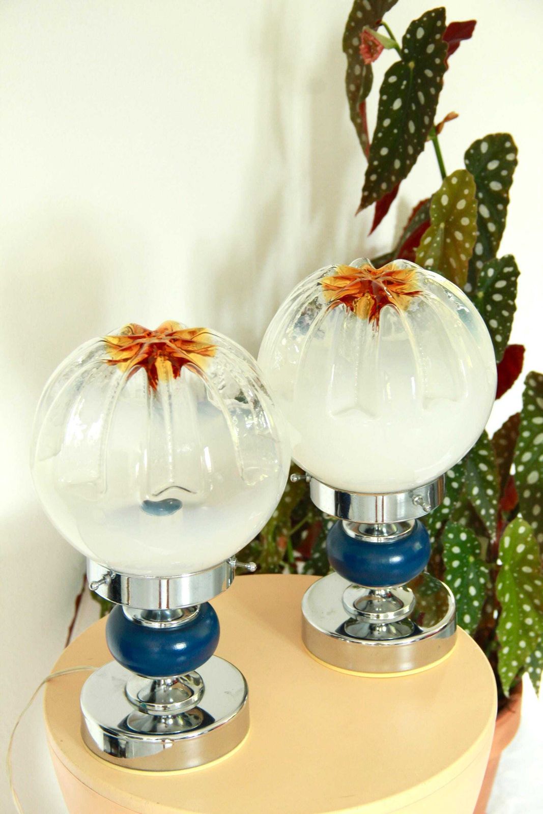 Atomo, Vintage Space Age Murano Table Lamp By Mazzega, Italy, 1970s photo Lighting