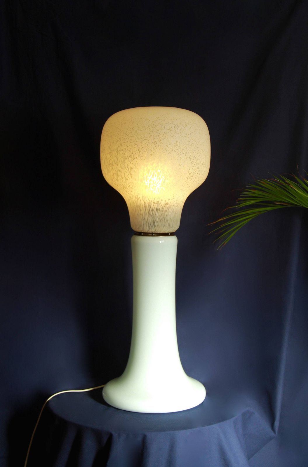 photo furniture Atomo, Space Age Murano Glass Floor Lamp By Venini, Italy, 1960s