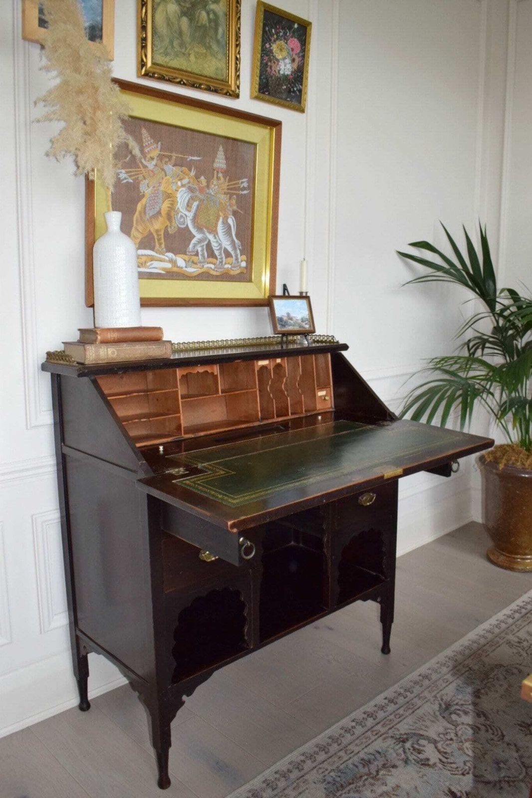 Charming Late 19th Century Edwardian Mahogany Bureau With Brass Gallery Rail photo 345.0