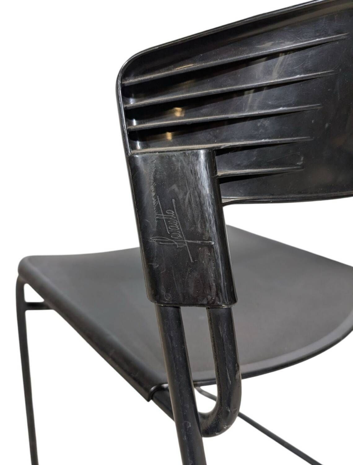 Assisa Chairs By Paolo Favoretto photo Furniture
