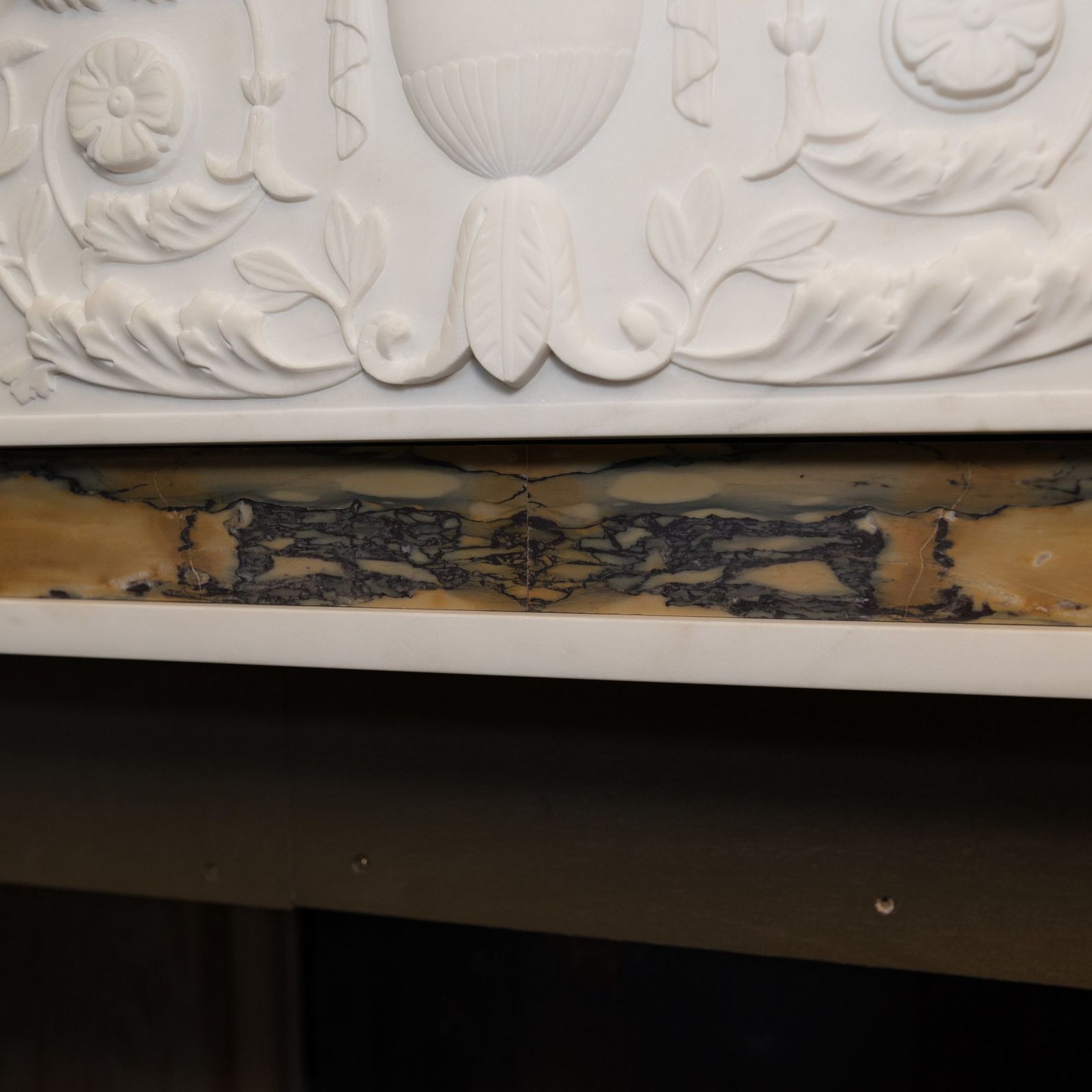 Georgian Style Statutory & Sienna Marble Fireplace Surround photo vinterior
