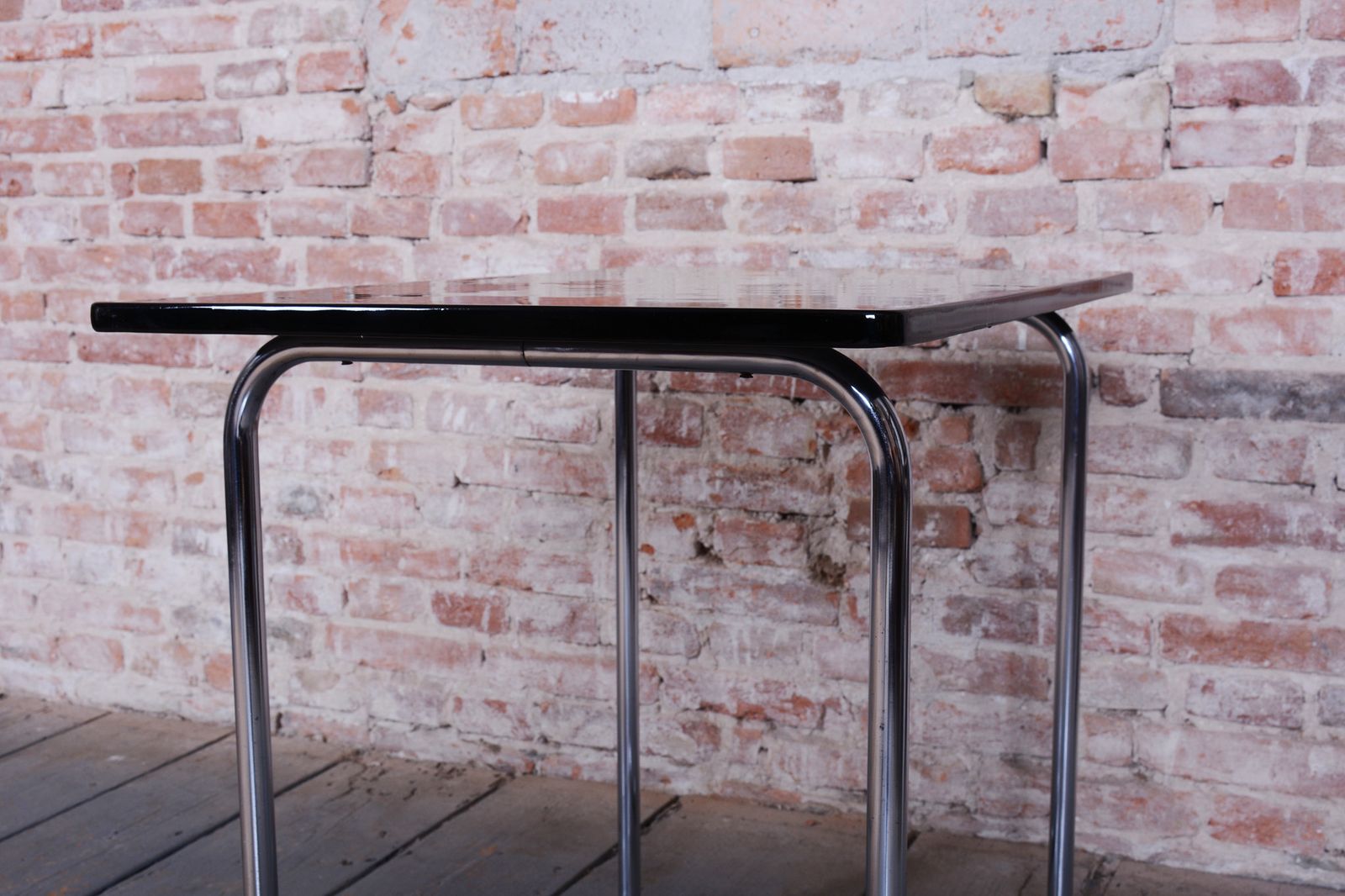photo furniture Restored Bauhaus Table, By Hynek Gottwald, Chrome Plated Steel, Czech, 1930s