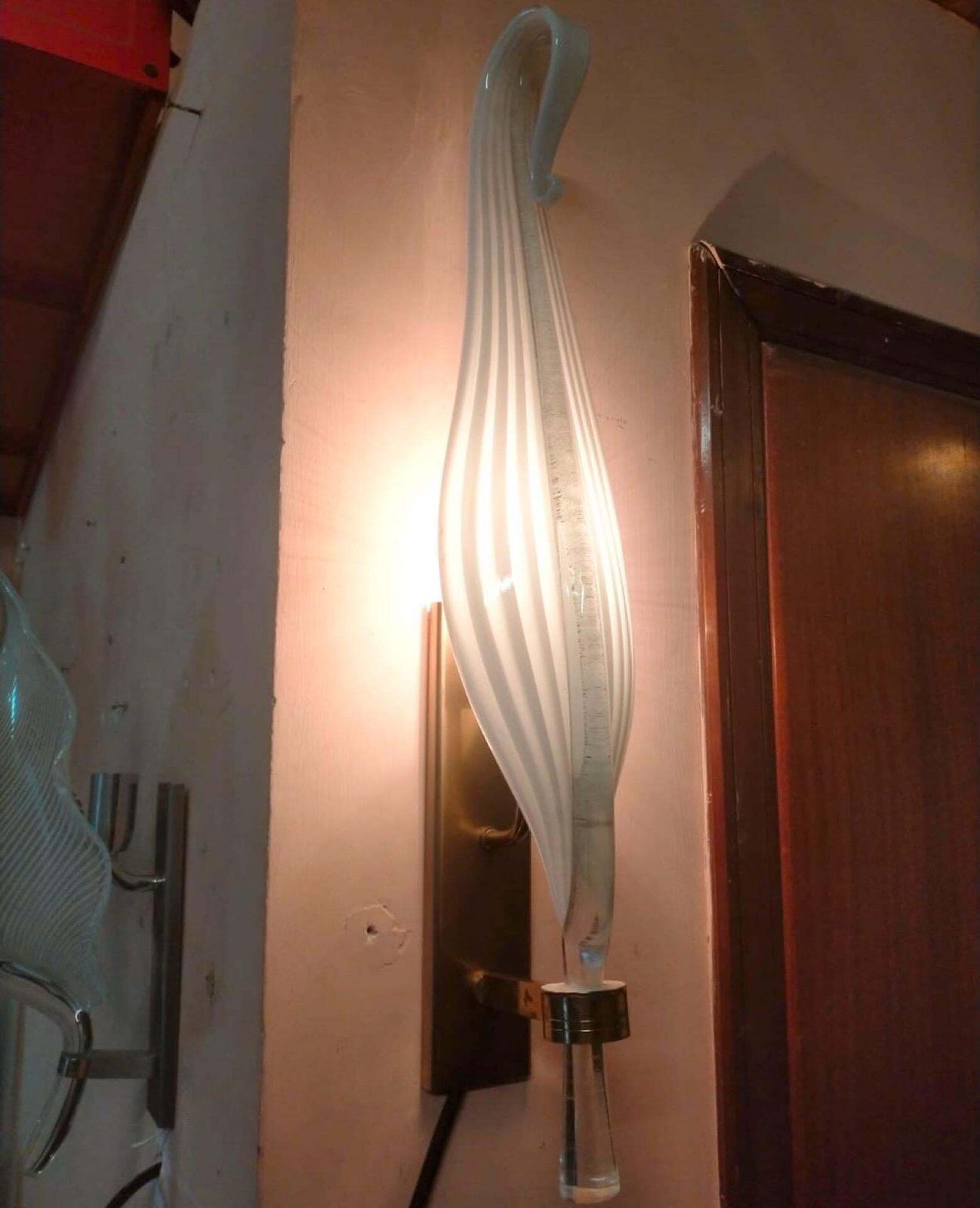 photo vintage A Pair Of 1970s Mid Century Modern Murano Glass Huge Wall Sconces By Franco Luce