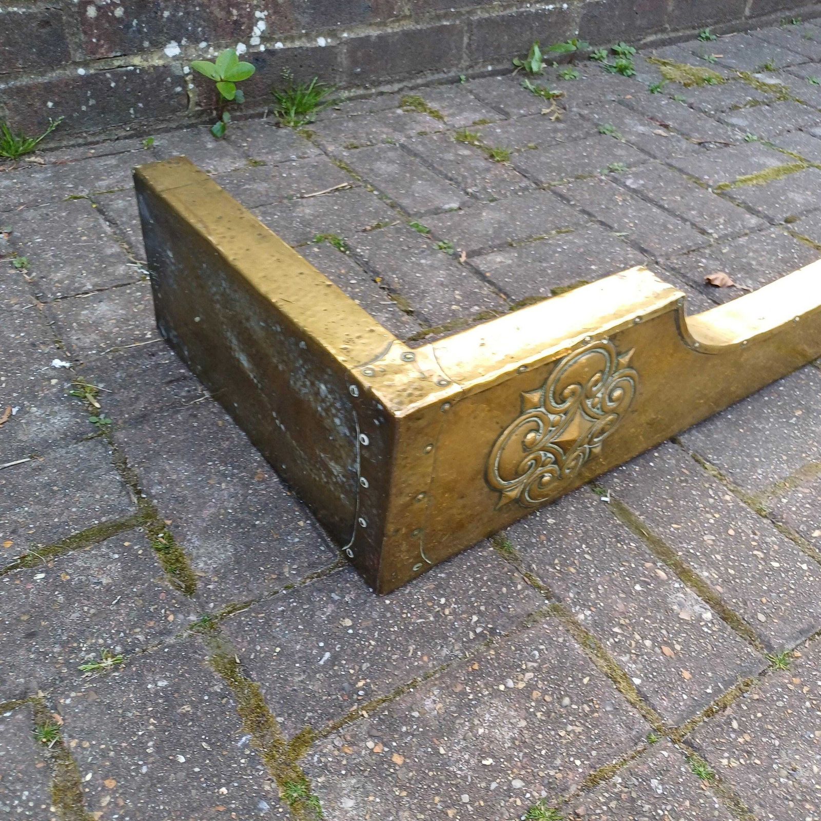 Antique Brass Clad Fireplace Fender Late Victorian Or Edwardian, Hand Tooled Arts & Crafts Gothic Revival Style photo Home Fixtures