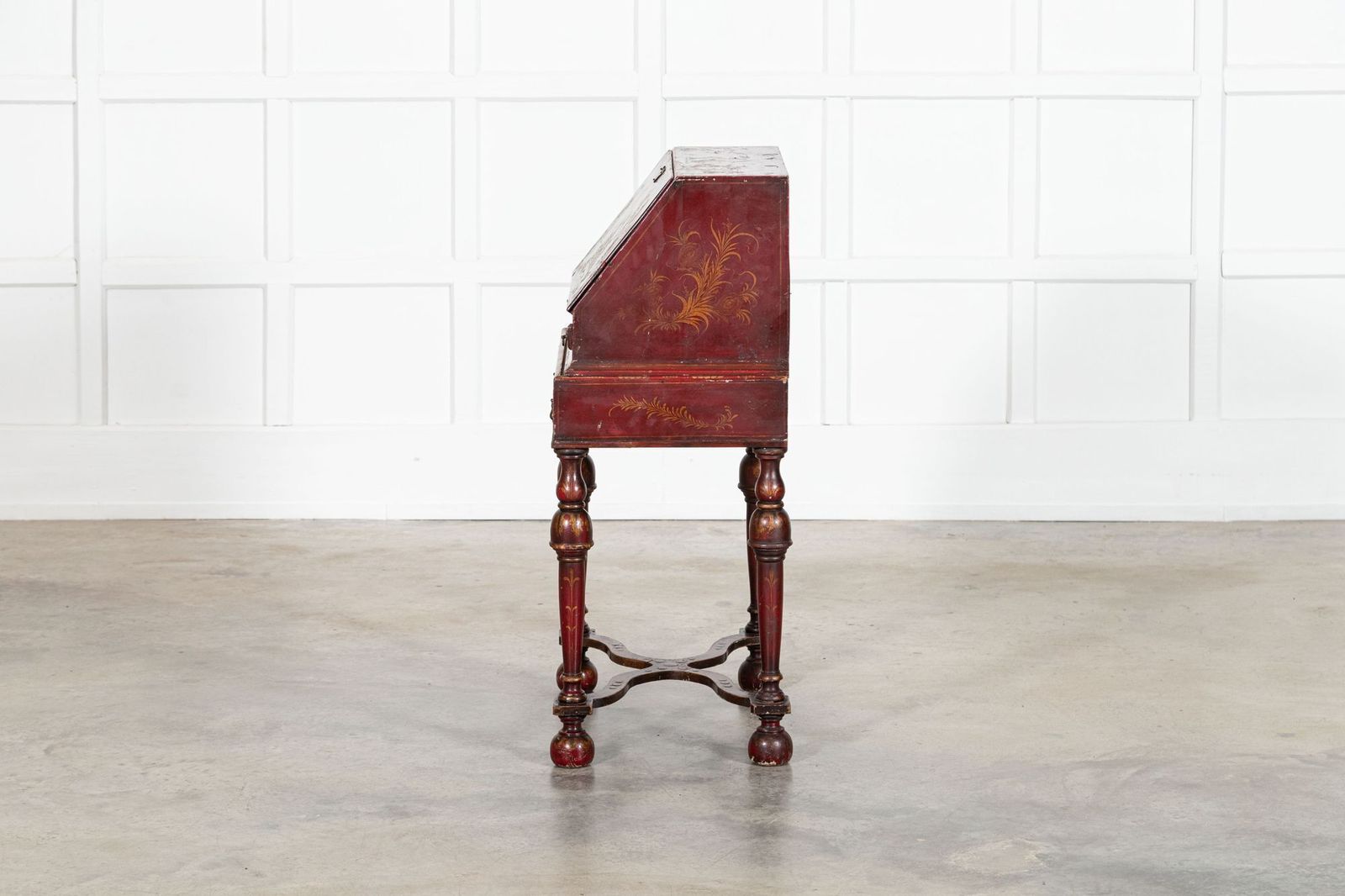 photo furniture English Decorative Chinoiserie Bureau Writing Desk