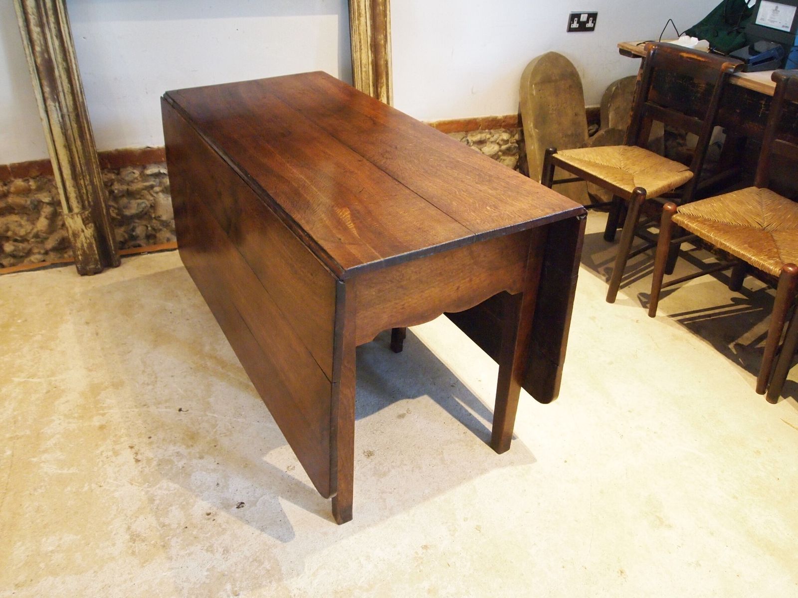 photo furniture Table Rare Welsh Oak Dining Farmhouse George III C1770