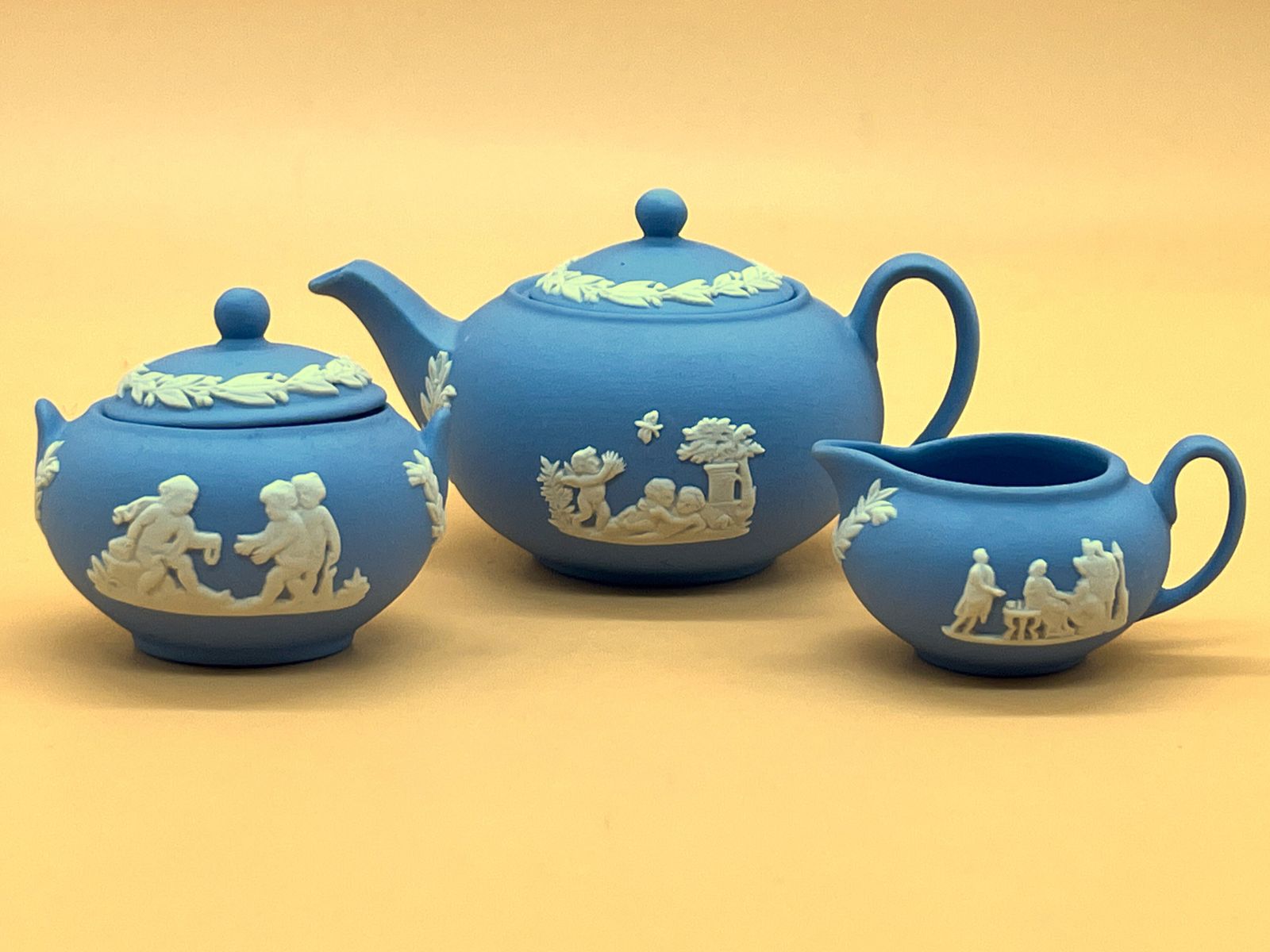 Wedgwood Pottery Blue Jasperware Miniature 3 Piece Cabinet Display Tea Set.  Teapot, Creamer & Sugar. photo furniture