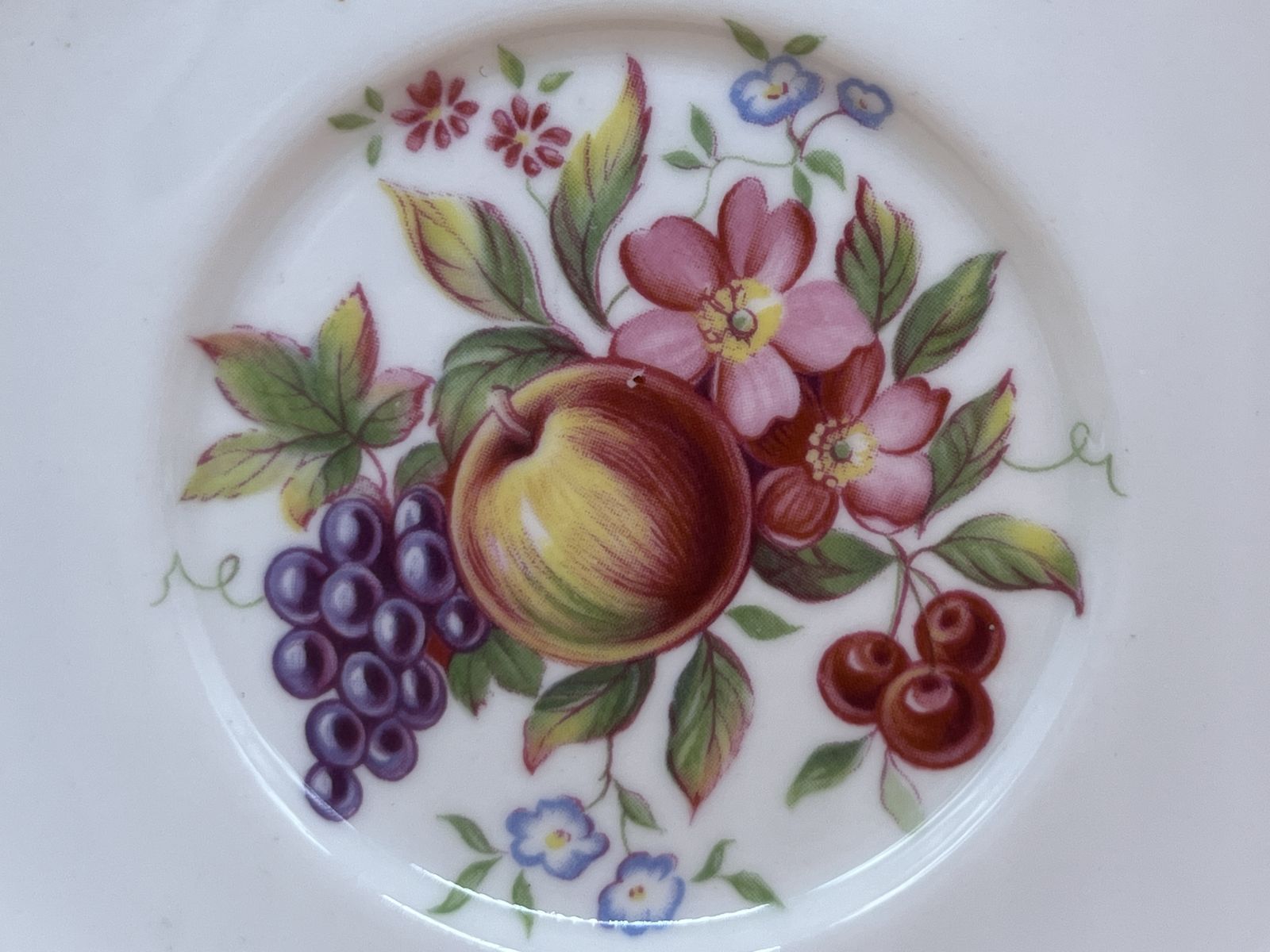 Vintage Paragon China Quatrefoil Shape Red And Gold With Pink Chintz Centre Tea Cup And Saucer Duo. photo furniture