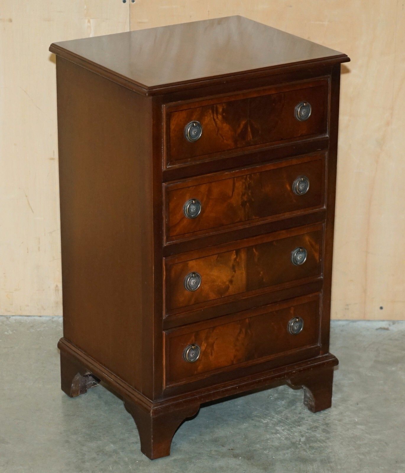 photo buy Pair Of Restored French Polished Flamed Mahogany Side Table Chest Of Drawers