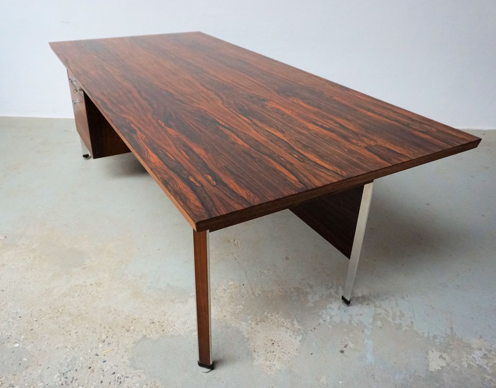 Large Fully Restored Finn Juhl Excecutive Desk In Brazilian Rosewood By Cado, 1960s photo vinterior