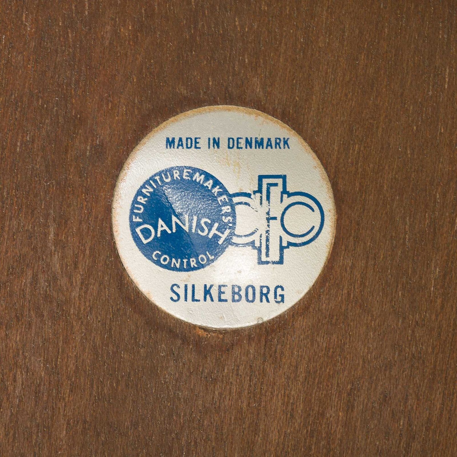 photo vinterior Johannes Andersen Rosewood Coffee Table For Cfc Silkeborg, Denmark , 1960s