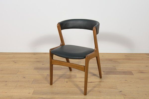 Mid Century Modern Danish Dining Chairs, 1960s, Set Of 4 photo vinterior