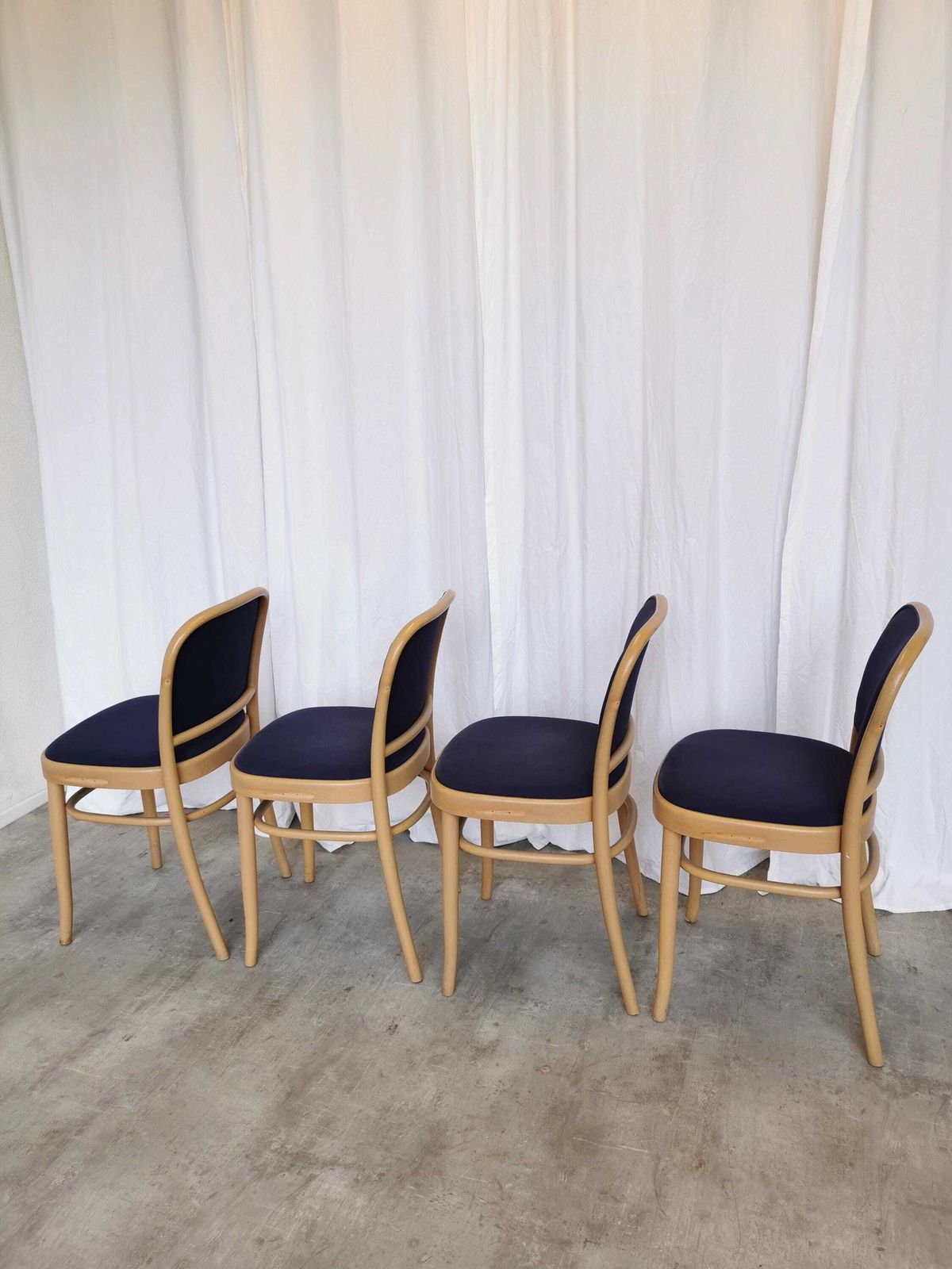 Set Of 4 Vintage Dining Chairs / Design Joseph Hoffmann For Thonet / 1970s Italy / Seat And Back In Royal Blue Fabric / Wooden Bentwood Base photo buy