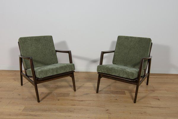 Set Of Model 300 139 Armchairs From Swarzędz Furniture Factory, 1960s