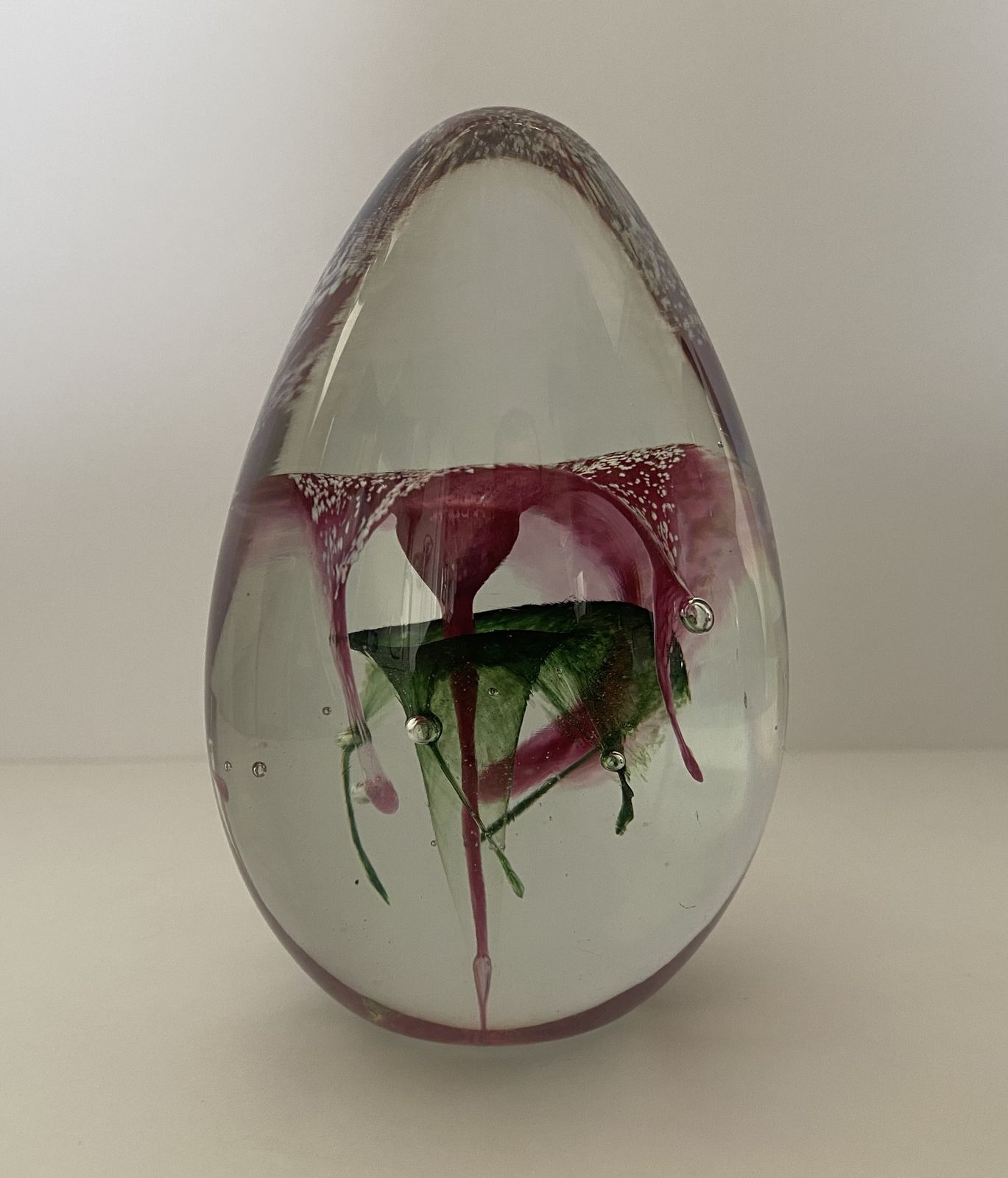 Paul Critchley, Isle Sculptured Glass, Floral Art Glass Paperweight photo 50.0