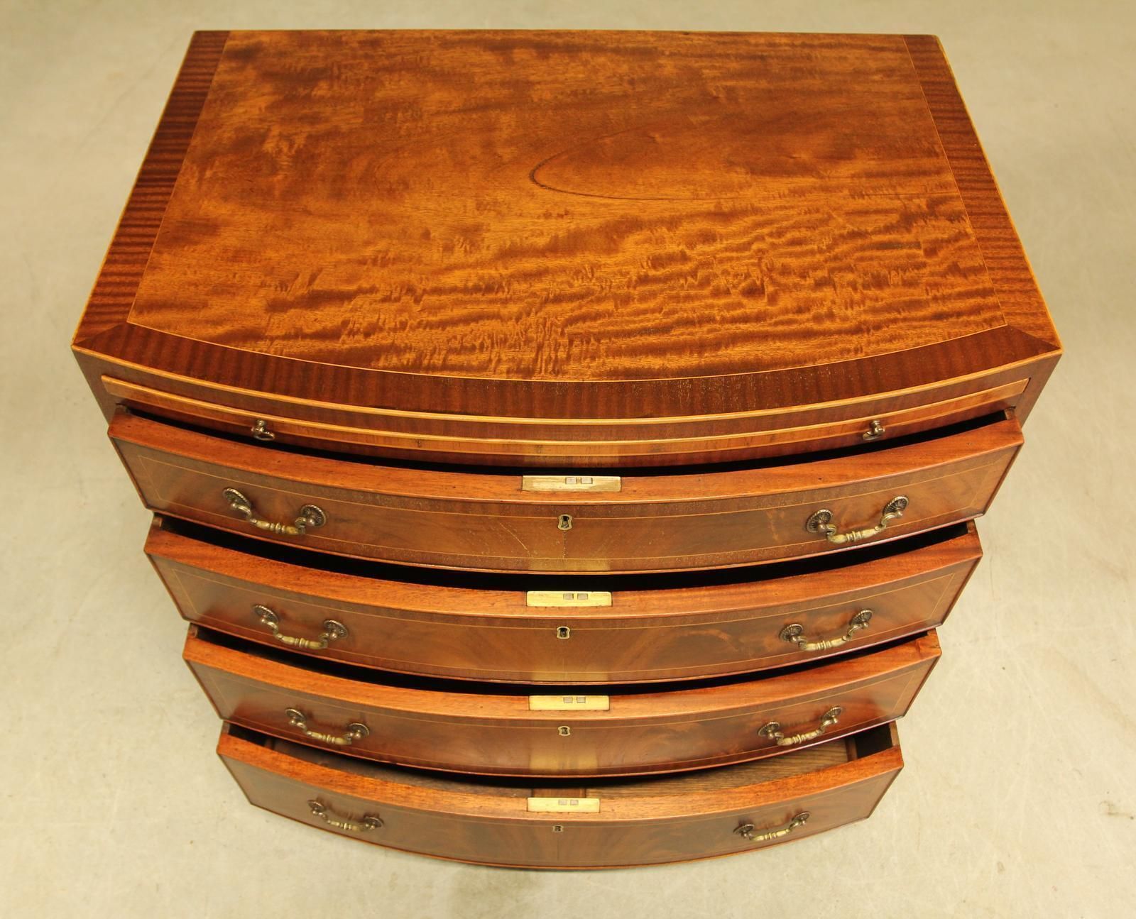 Early 20th Century Mahogany Bow Front Chest Of Drawers photo for sale