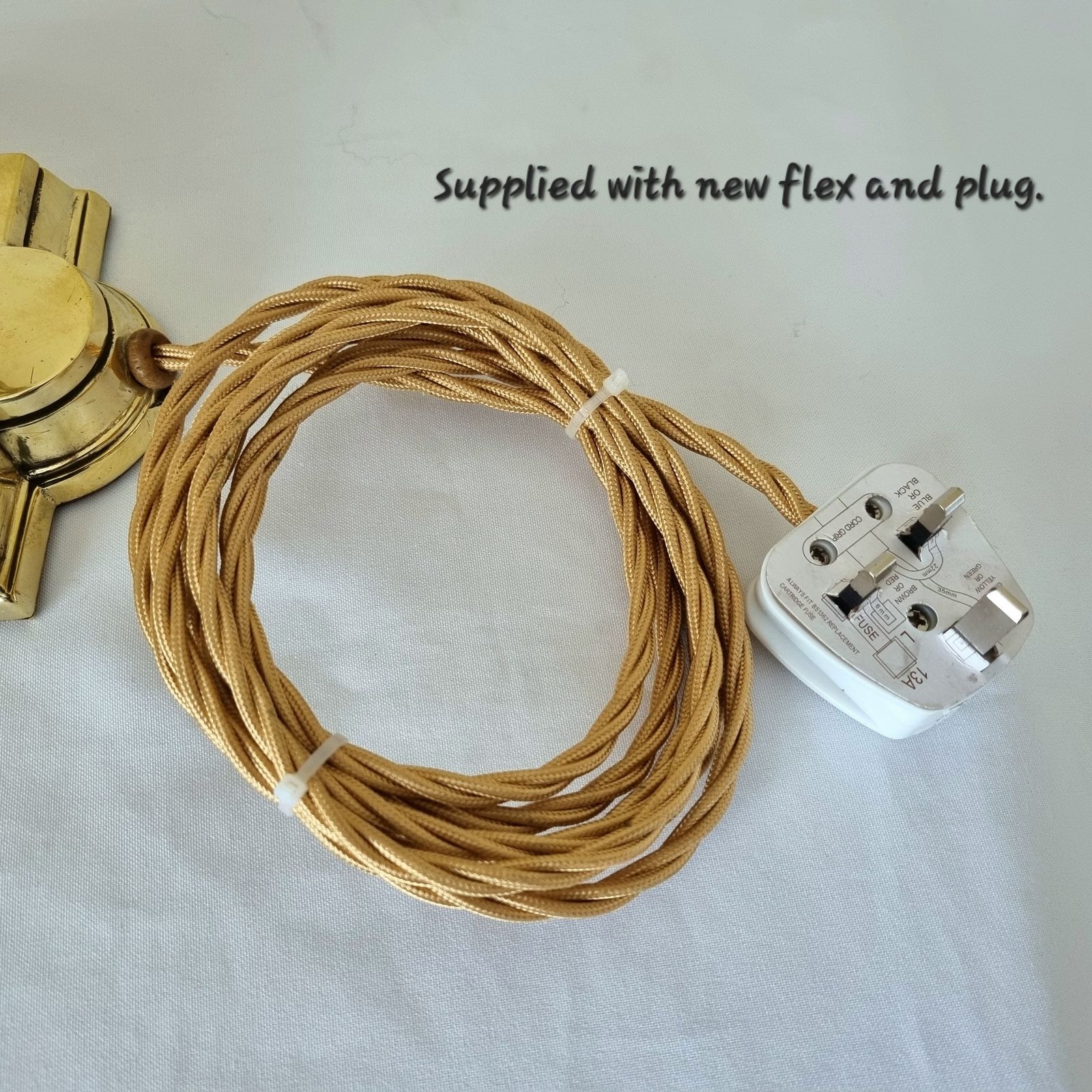 Beautiful And Highly Unusual Large Antique Late Victorian Twisted Brass Table Lamp, Rewired With New Old Style Twisted And Braided Flex. photo vinterior