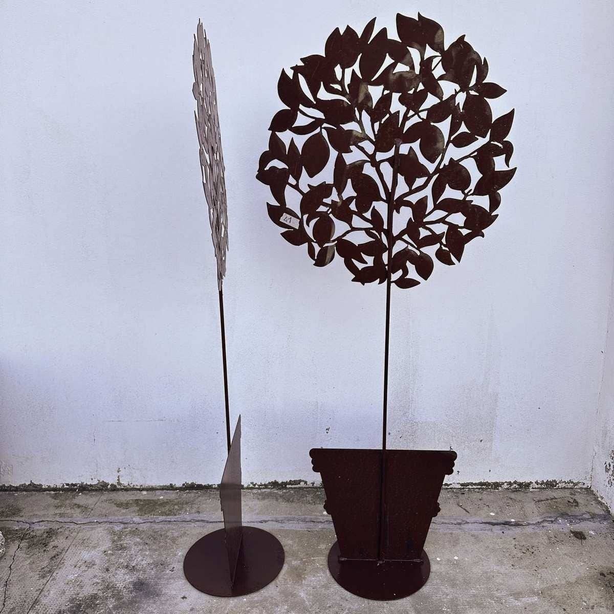 Set Of 2 Tree Shaped Decorations, Made Of Iron photo Art