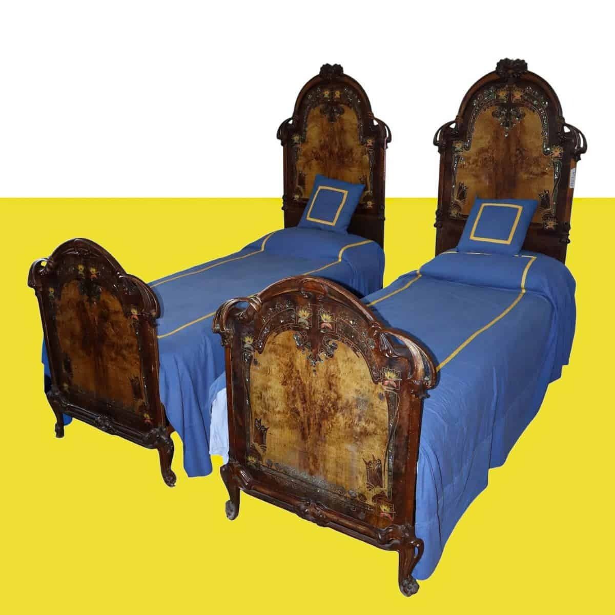 Pair Of Single Iron Beds From The 1930s, Fratelli Risi Bari (Italy)