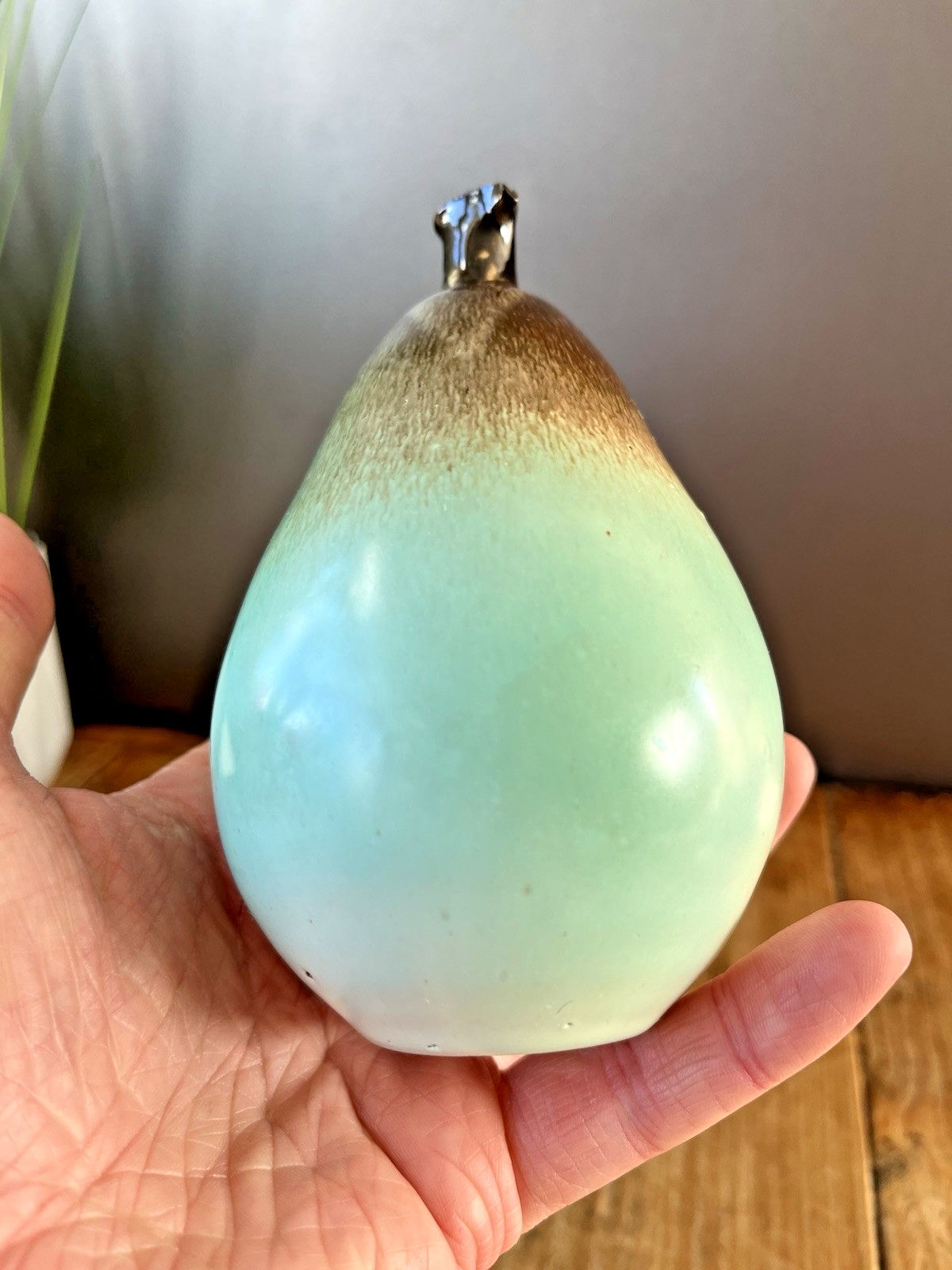 photo furniture Vintage Humfrey Wakefield Scilly Studio Pottery Pear Artificial Faux Fruit Model