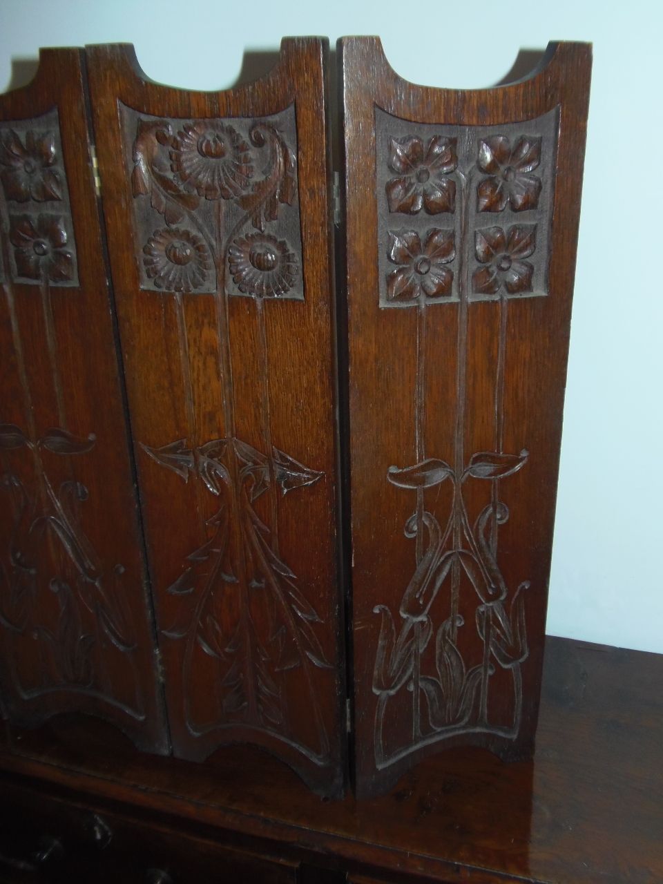Arts And Crafts Oak Folding Screen . Arthur Simpson . photo buy