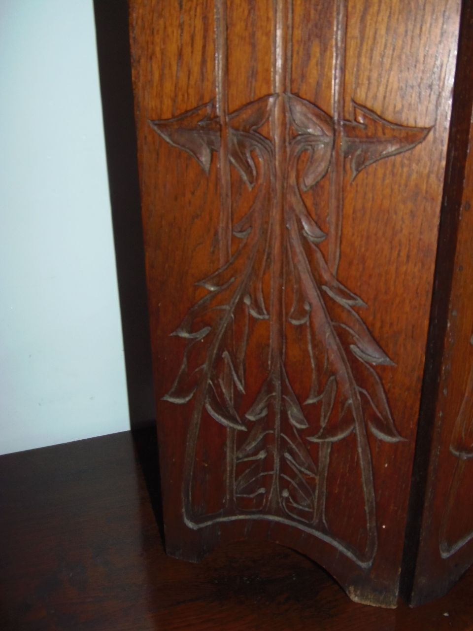 975.0 Arts And Crafts Oak Folding Screen . Arthur Simpson . photo