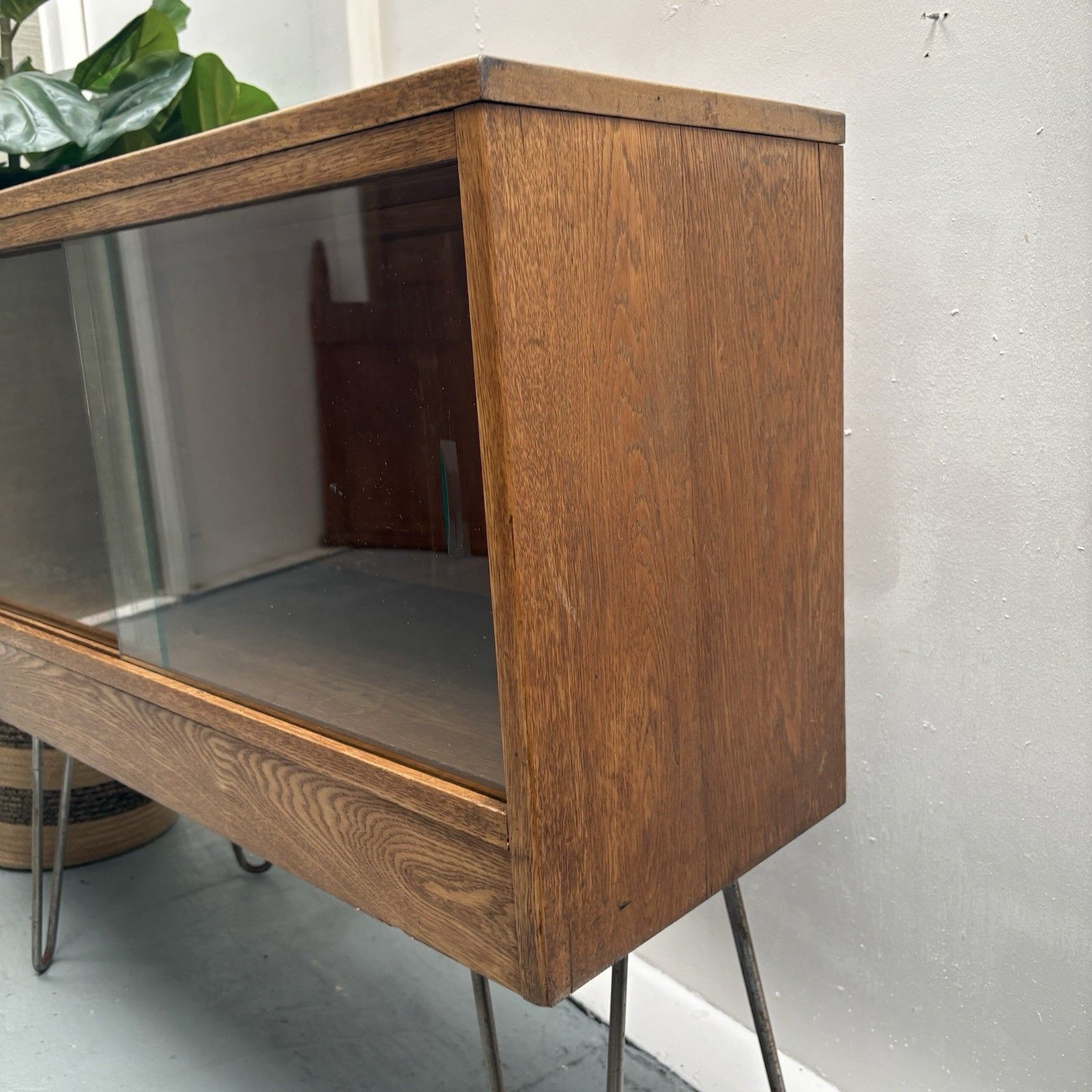 Original Vintage Oak Display Cabinet 1960 On Hairpin Legs photo for sale