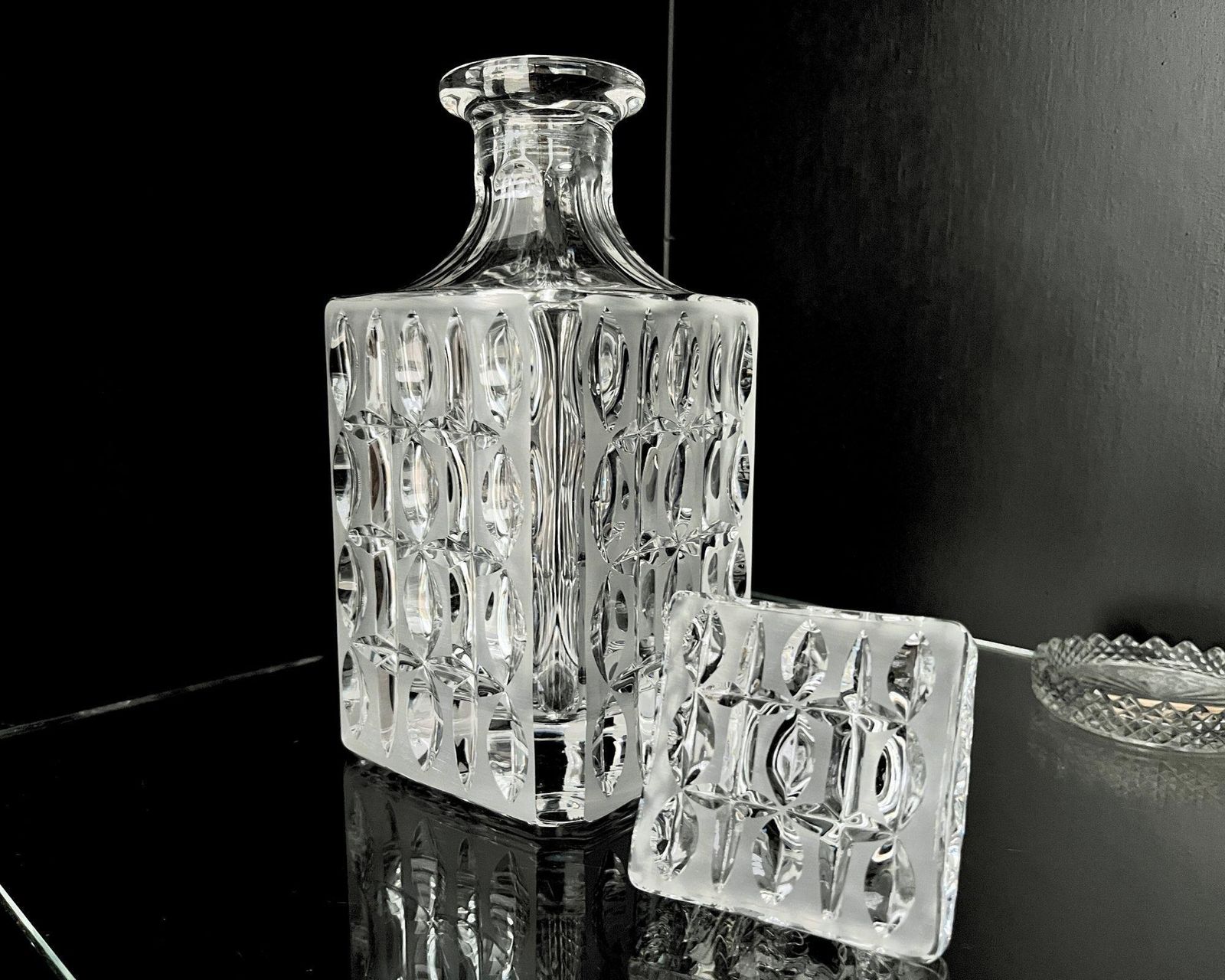 Crystal Whiskey Decanter | 1pc | Square Model With Stopper | By Nachtmann photo furniture