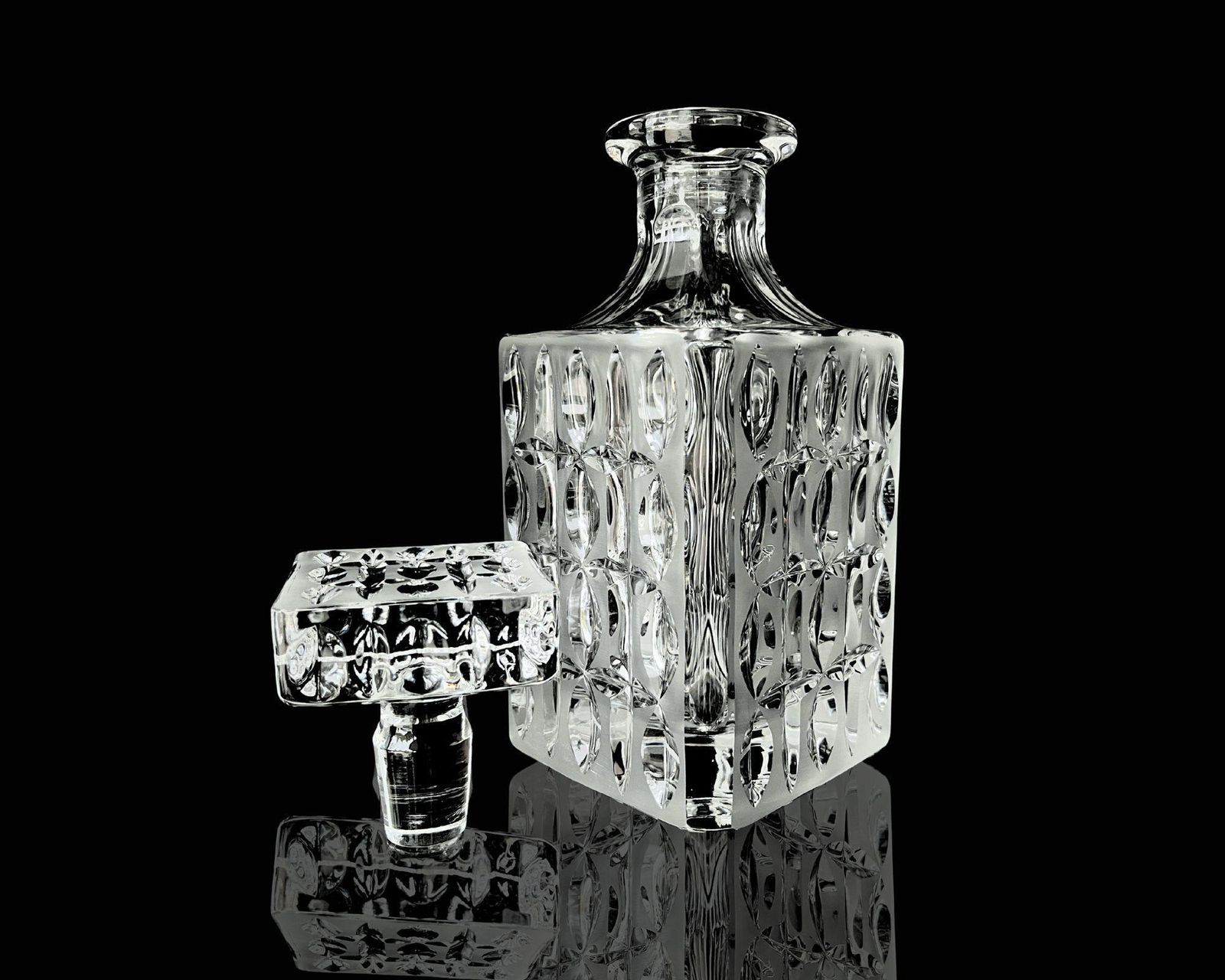 Kristallen Whiskykaraf | 1 Stuk | Vierkant Model Met Stop | Van Nachtmann photo Woonaccessoires