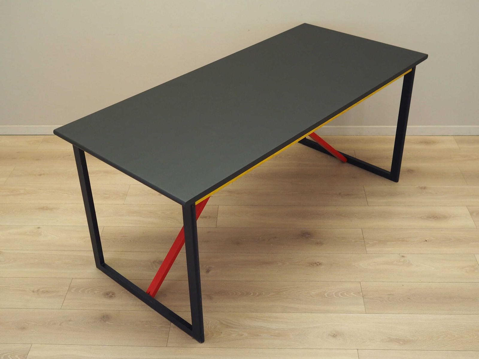 Acacia Desk, Italian Design, 1980s, Production: Italy photo vintage