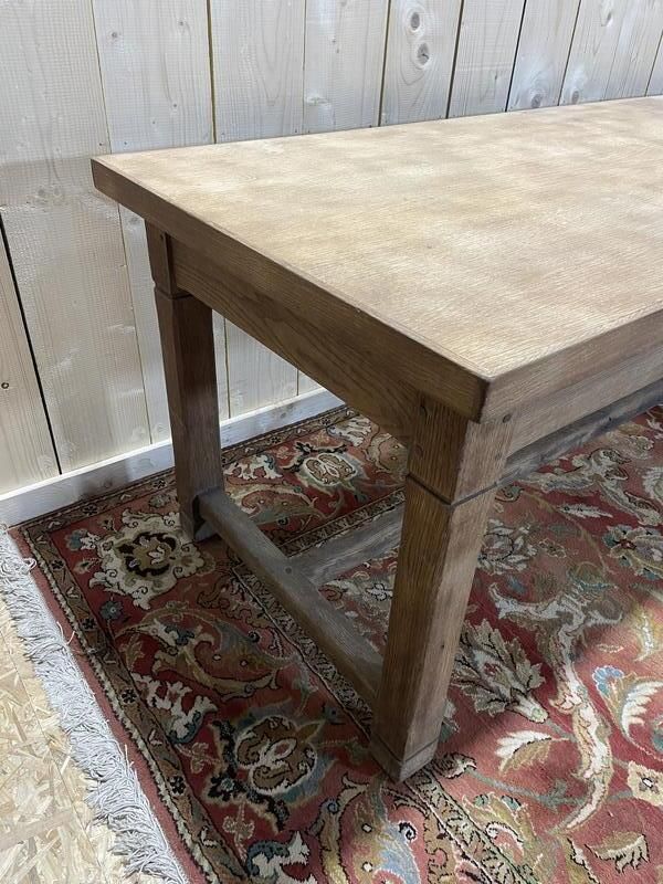 Table De Ferme Ou De Travail En Chêne Massif Aerogommée. photo Furniture
