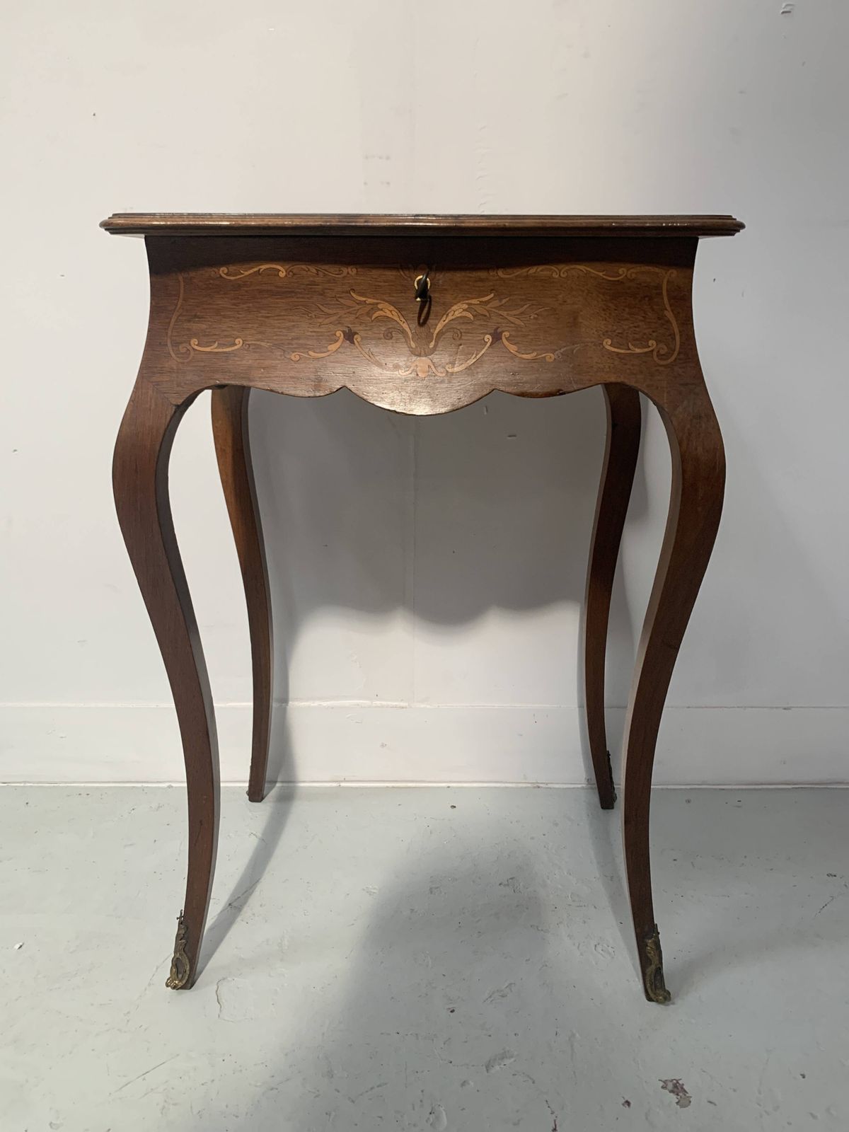 414.375 Louis XV Style Work Table In Marquetry Wood, 20th Century photo