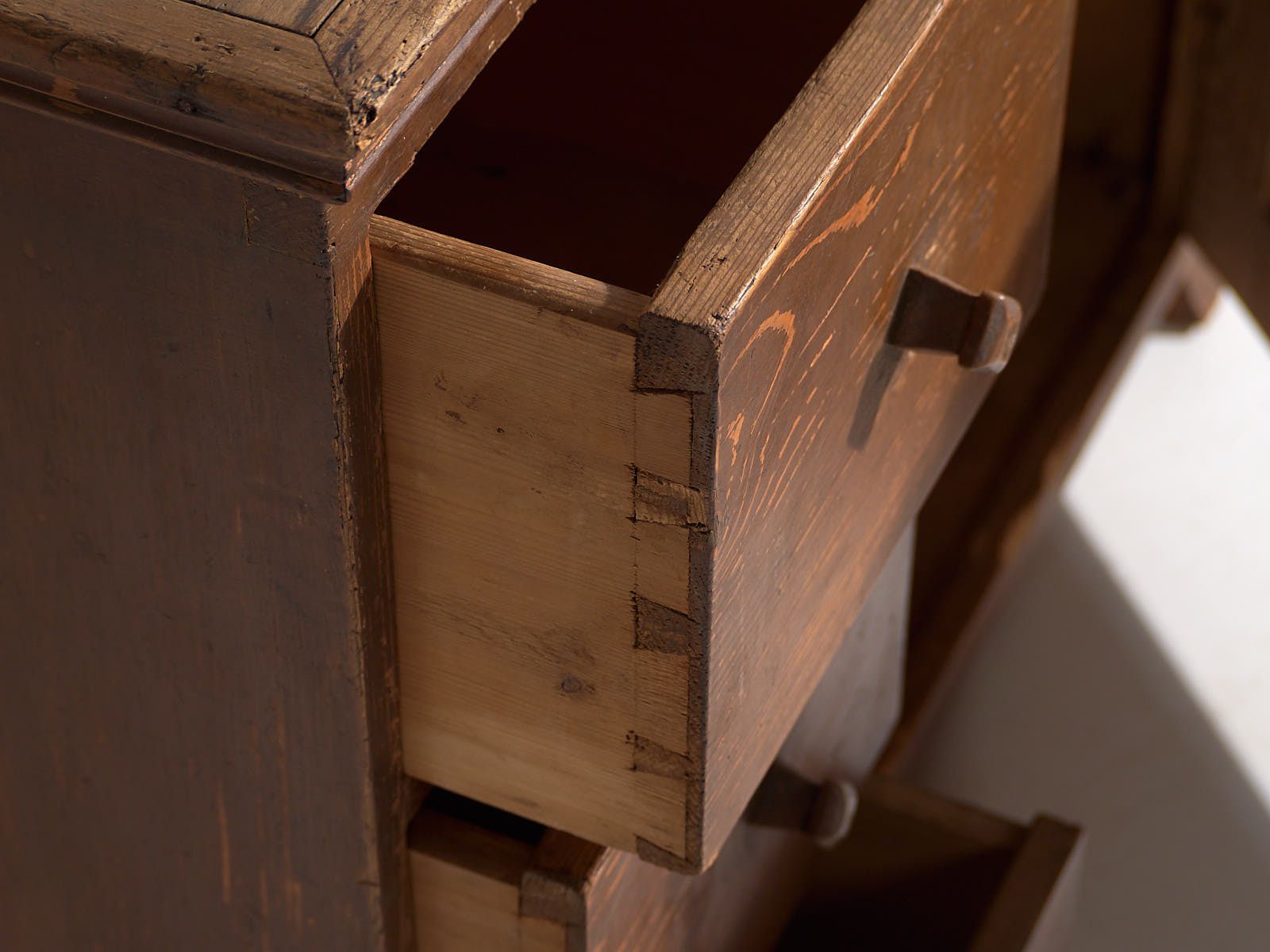 Large Antique Chest Of Drawers (C.1920) photo vinterior