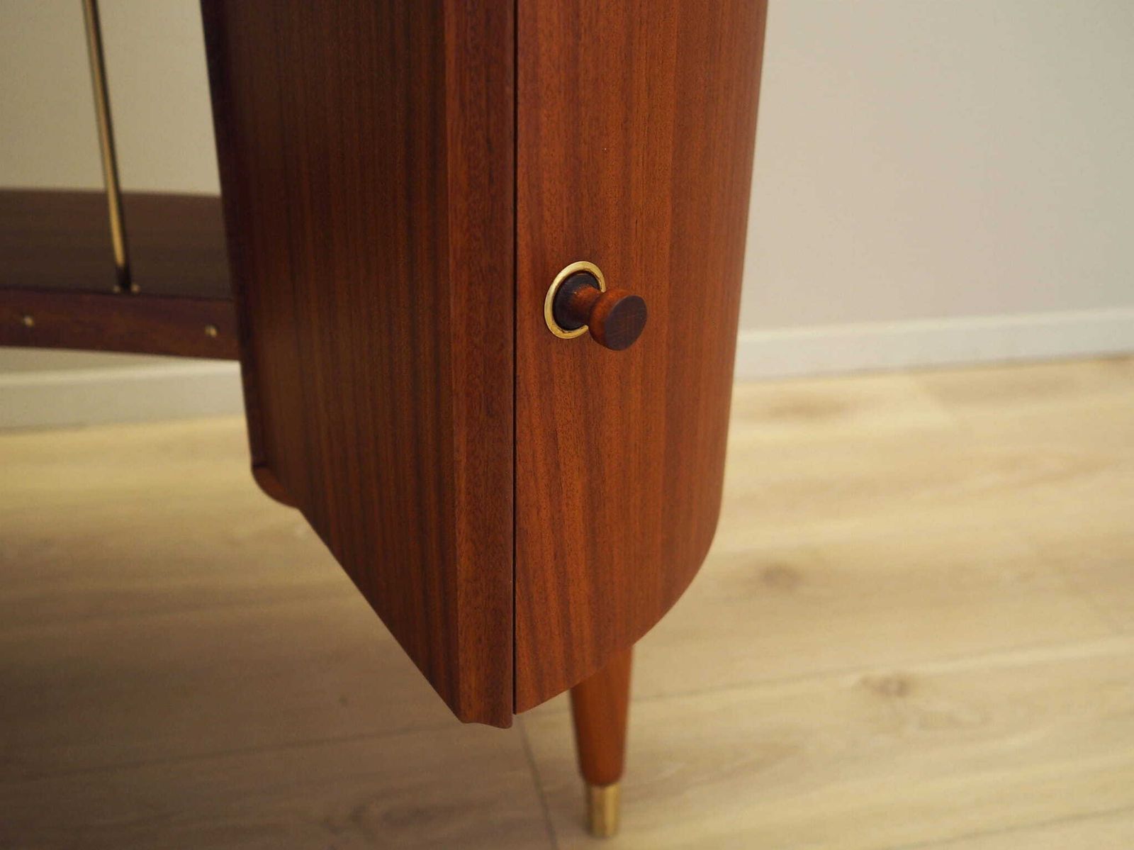 photo buy Mahogany Desk, Norwegian Design, 1960s, Production: Sola Møbler
