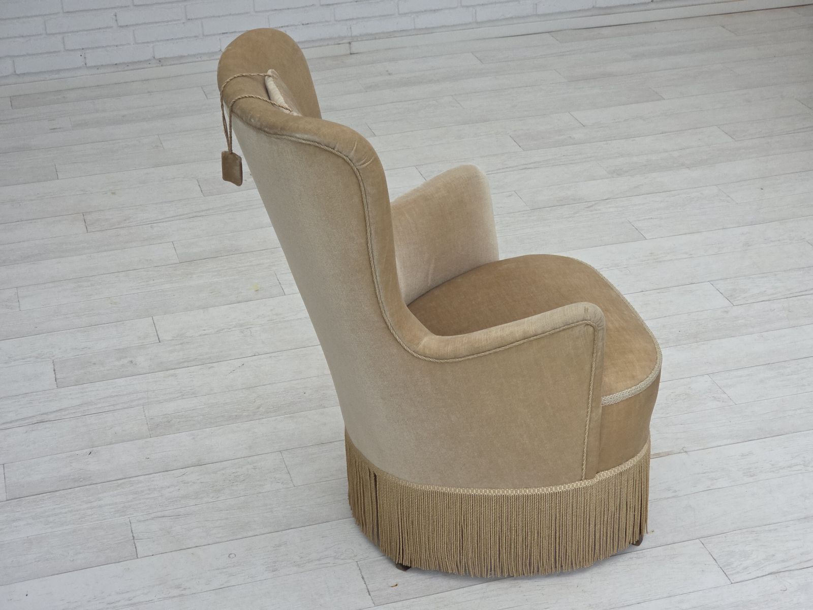 Meubels Ca. Jaren 1960, Deense Fauteuil In Groen/Bruin Meubelvelours, Ongerestaureerde Staat. photo
