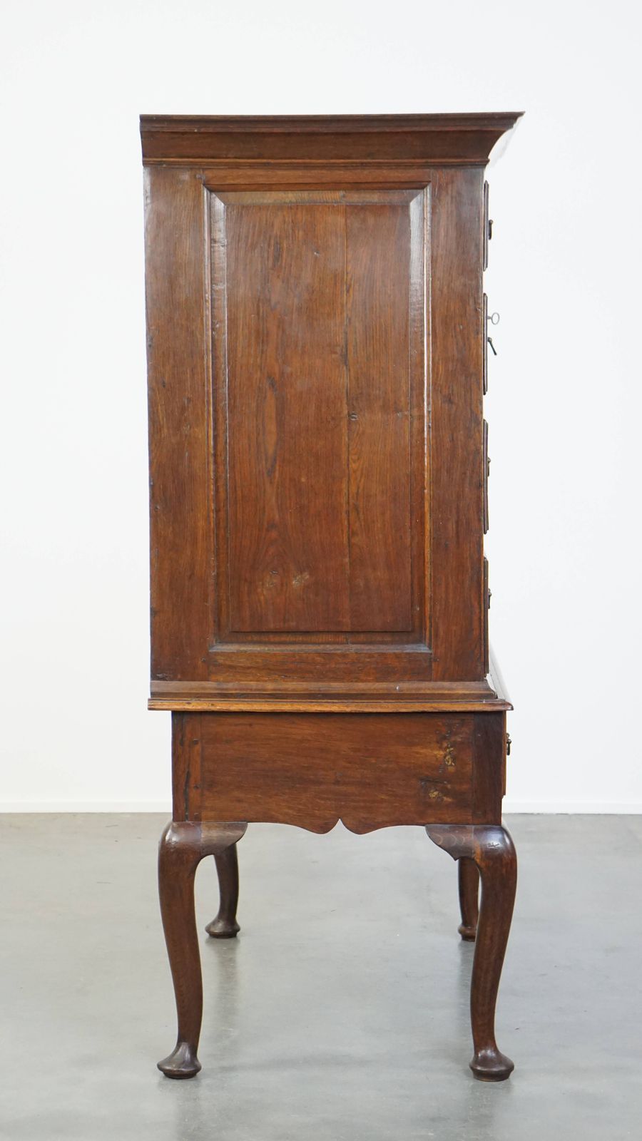Beautiful, Charming Early 18th Century English Oak Cabinet/ Chest On Stand/ Highboy photo for sale