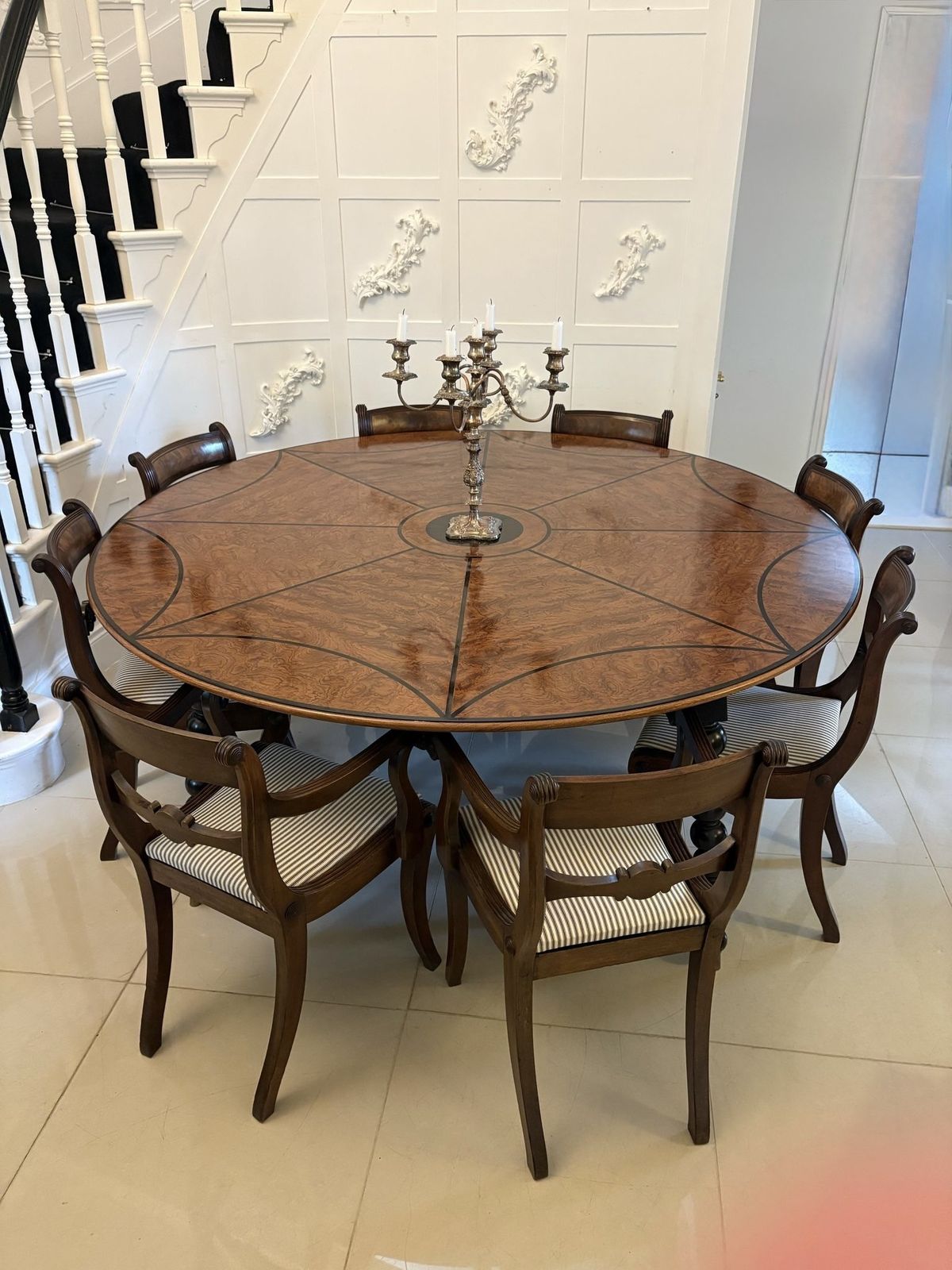 Magnificent Quality Large Antique Burr Pollard Oak And Ebony Inlaid Round Dining Table photo for sale