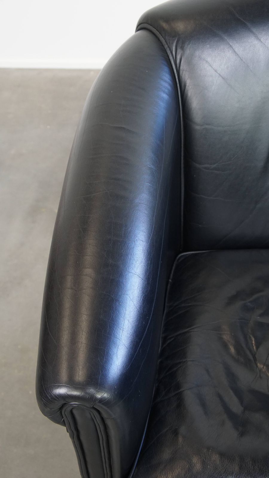Beautiful Set Of 2 Black English Style Cowhide Club Chairs With A Timeless Design photo buy
