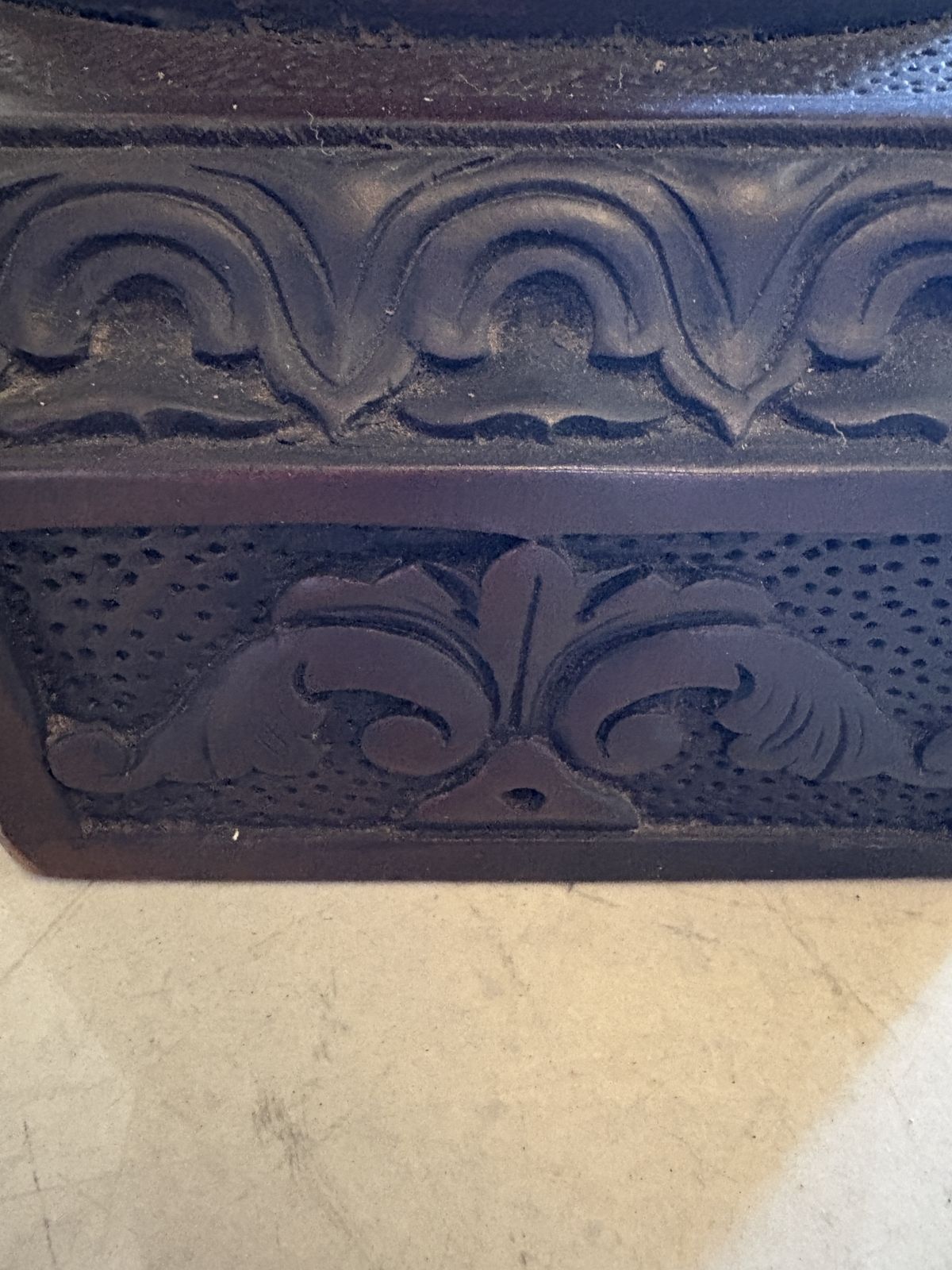 photo for sale Large Magnificent Antique Pair Of Carved Mahogany Urns