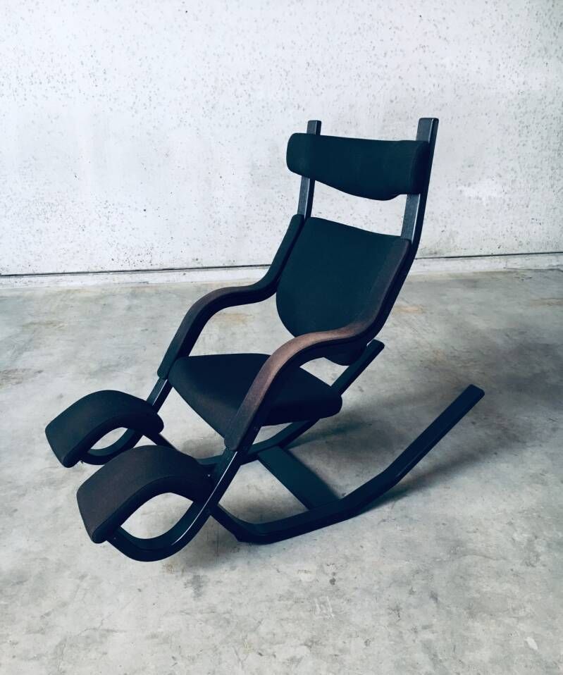 Scandinavian Design 'Zero Gravity' Rocking Chair By Peter Opsvik For Stokke Varier, Denmark 1991 photo for sale