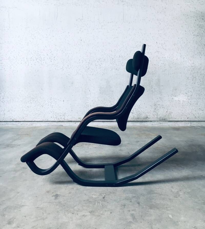 Scandinavian Design 'Zero Gravity' Rocking Chair By Peter Opsvik For Stokke Varier, Denmark 1991 photo vinterior