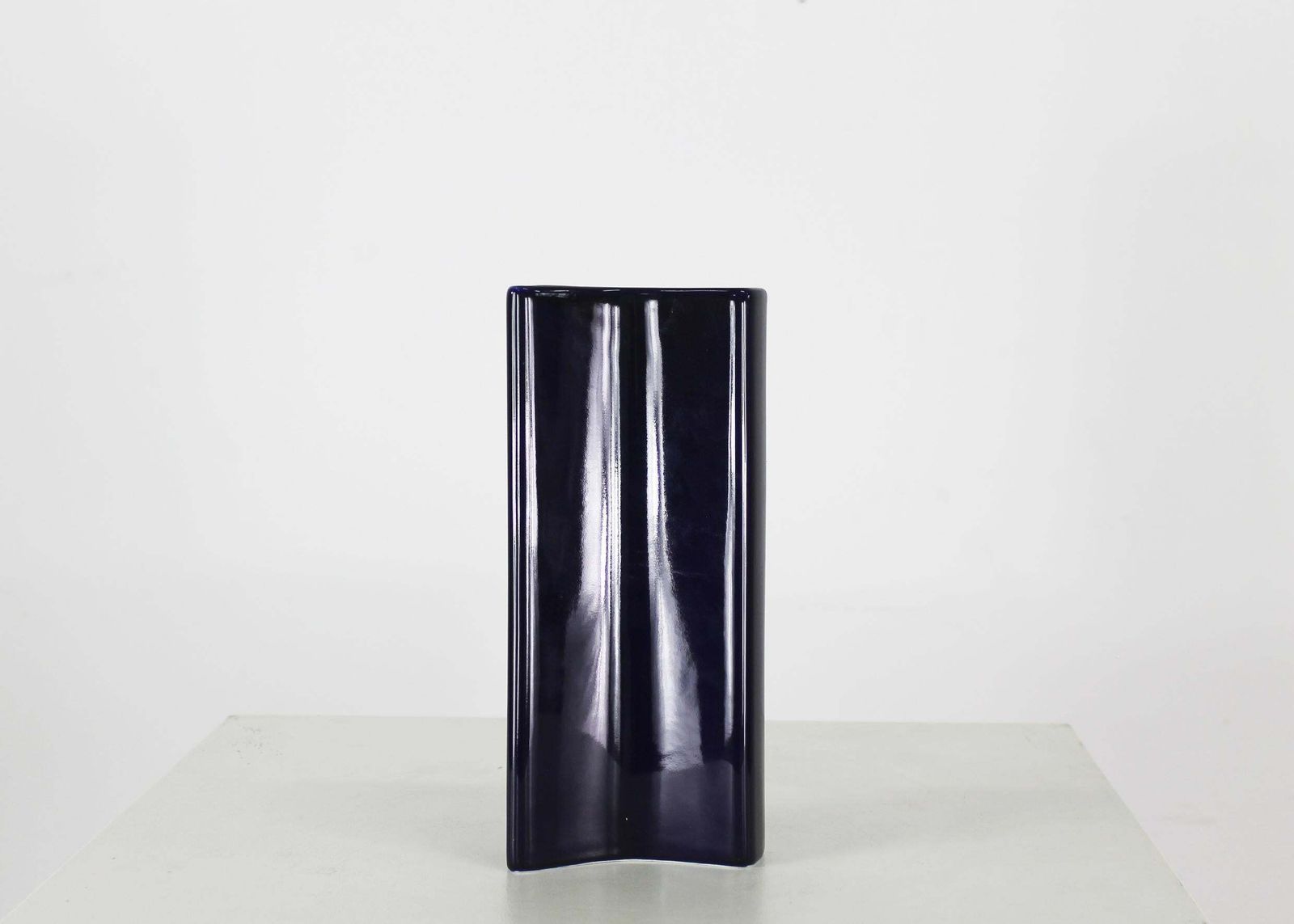 photo for sale Angelo Mangiarotti Set Of Three Ceramic Vases By Fratelli Brambilla 1960s