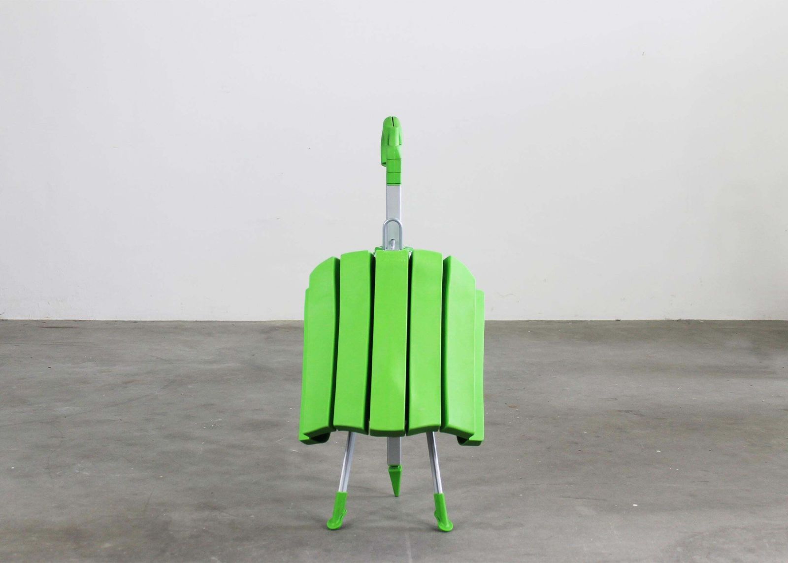 photo furniture Gaetano Pesce Set Of Four Multicoloured Umbrella Chairs By Zerodisegno 1990s